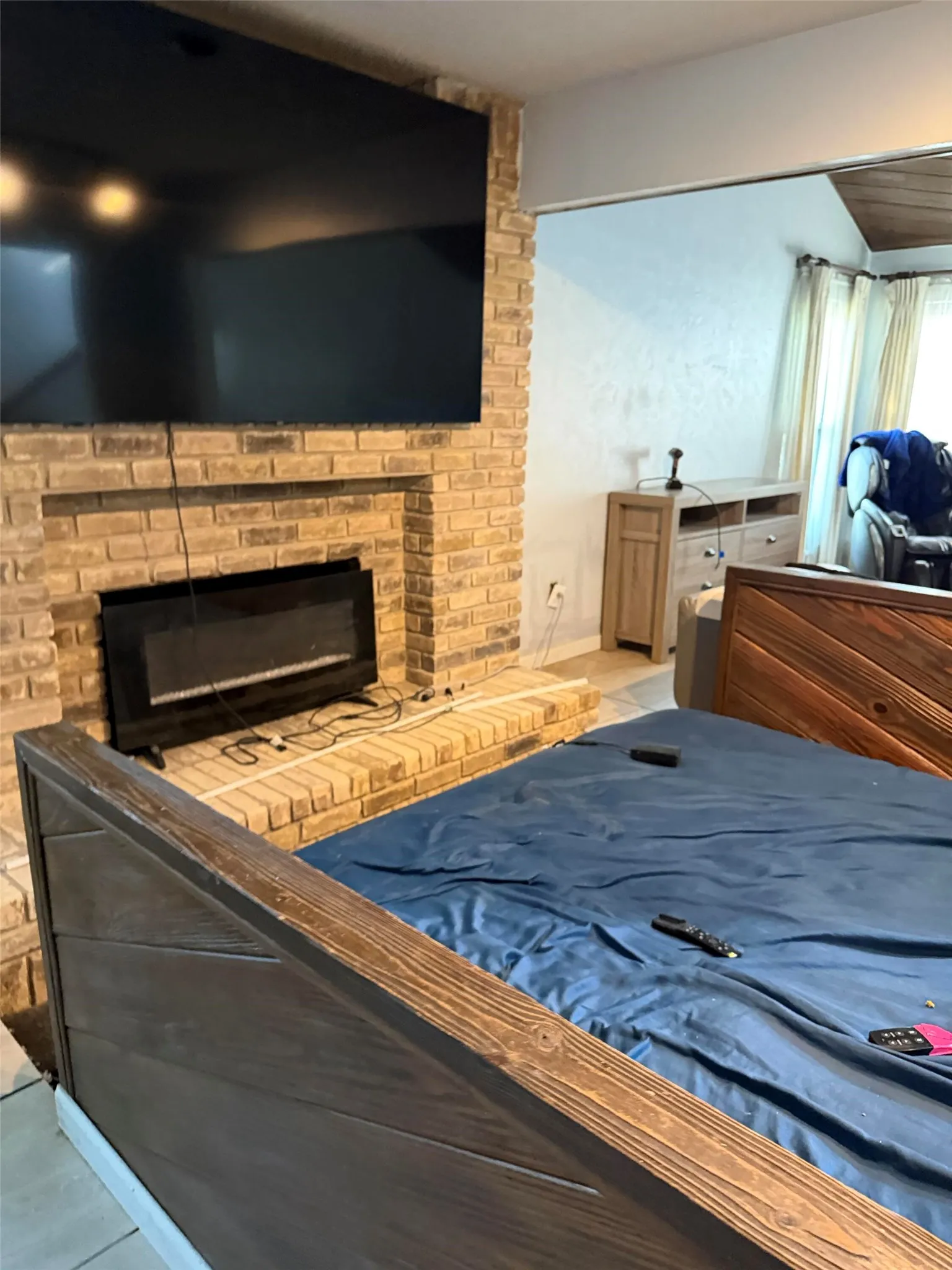 Single Family Residence For Sale in Tarrant County , 3626 Lake Pontchartrain Drive, Arlington, Texas 76016, 4 Bedroom, 3 Bathroom, Garage spaces, 3,032 Sqft, built in 1976, mls#21408379, Real Estate Agent in Arlington, Homes For Sale in Tarrant county, Homes For Sale in Arlington, Realtor in Arlington Texas, Real Estate Brokerage Independent Realty Texas, Luminita Cordes Realtor