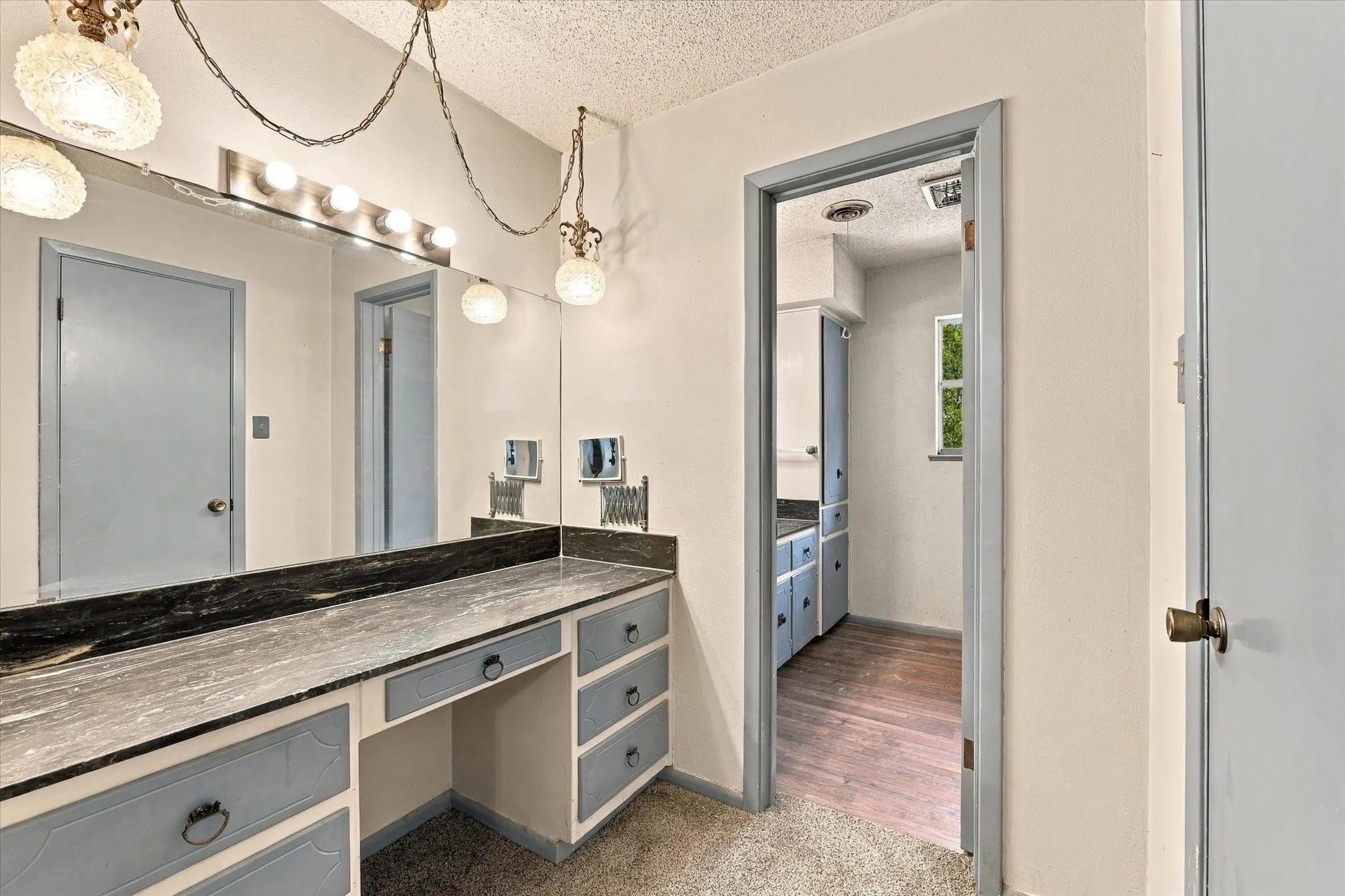 Single Family Residence For Sale in Mc Lennan County , 1140 Sierra Drive, Woodway, Texas 76712, 3 Bedroom, 3 Bathroom, Garage spaces, 3,267 Sqft, built in 1970, mls#21405757, Real Estate Agent in Woodway, Homes For Sale in Mc Lennan county, Homes For Sale in Woodway, Realtor in Woodway Texas, Real Estate Brokerage Independent Realty Texas, Luminita Cordes Realtor