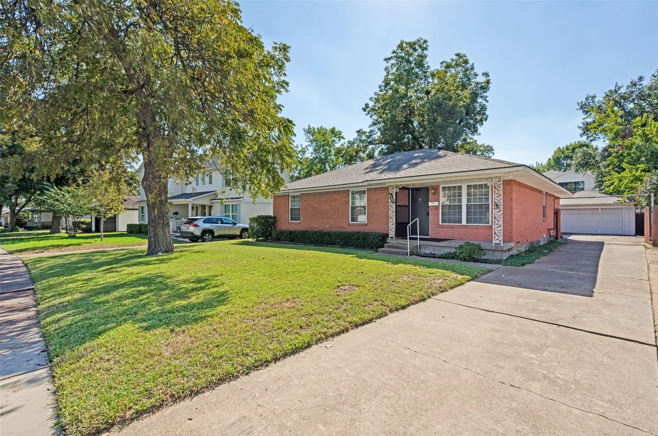 Single Family Residence For Sale