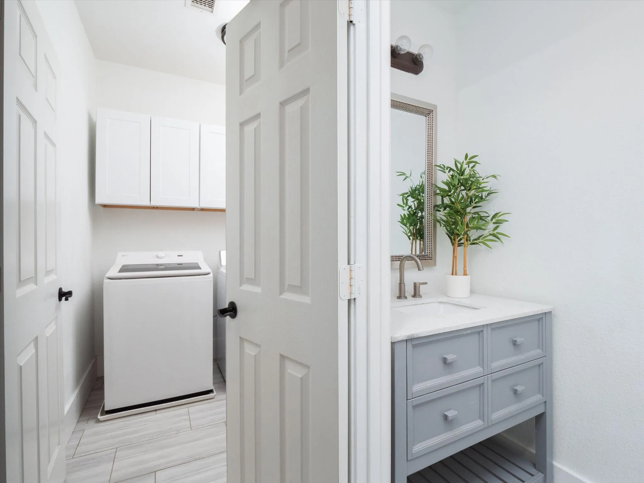 Upated half bathroom