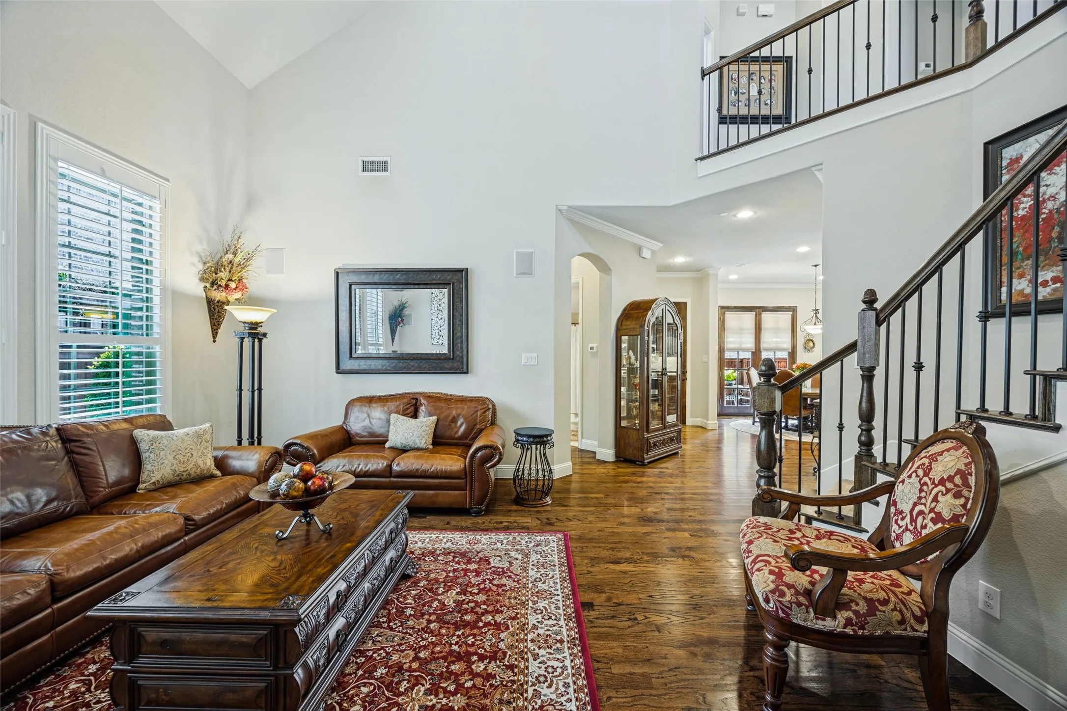 Single Family Residence For Sale in Dallas County , 2516 Bill Moses Parkway, Farmers Branch, Texas 75234, 3 Bedroom, 3 Bathroom, 2 Garage spaces, 2,186 Sqft, built in 2014, mls#21408169, Real Estate Agent in Farmers Branch, Homes For Sale in Dallas county, Homes For Sale in Farmers Branch, Realtor in Farmers Branch Texas, Real Estate Brokerage Independent Realty Texas, Luminita Cordes Realtor