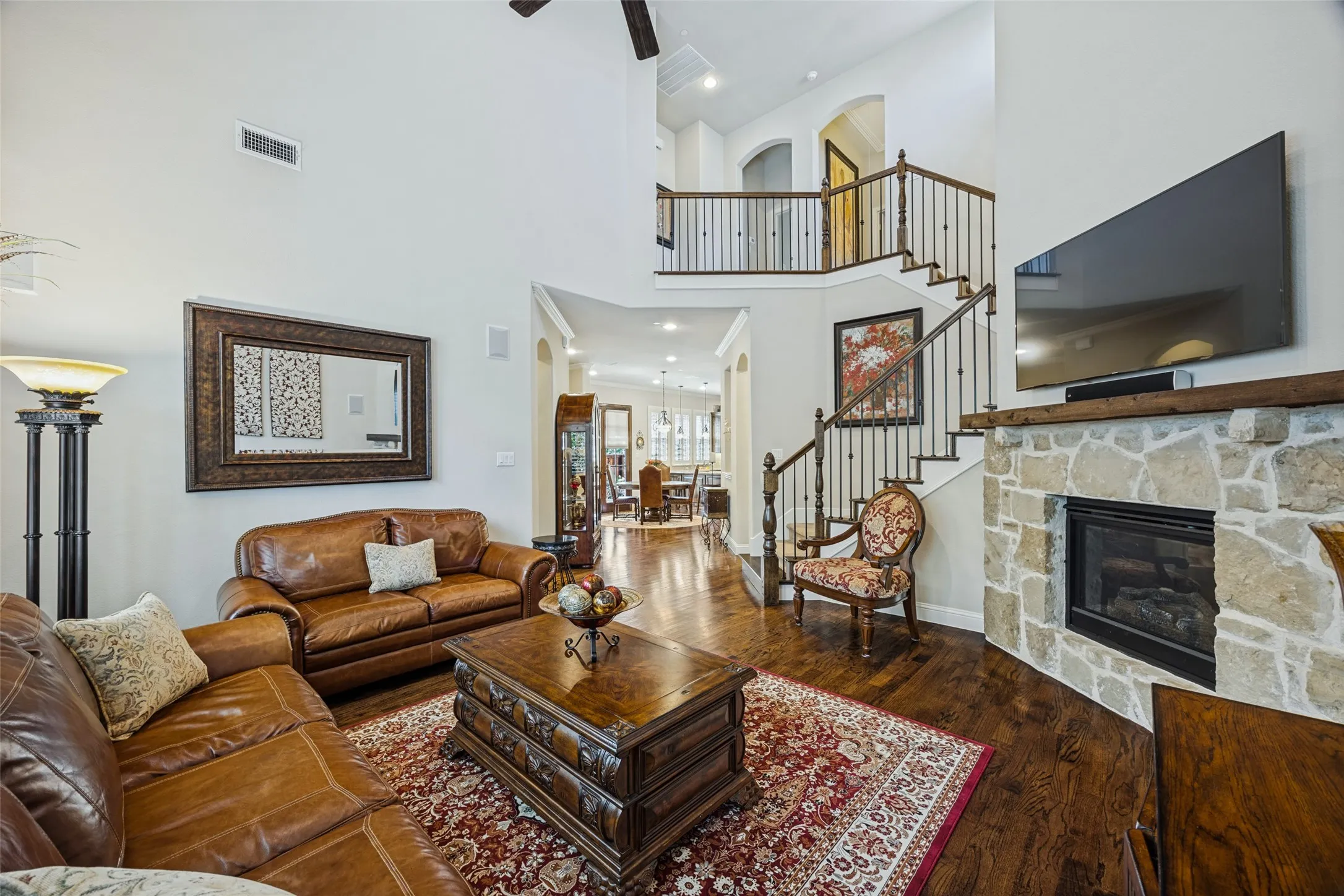 Single Family Residence For Sale in Dallas County , 2516 Bill Moses Parkway, Farmers Branch, Texas 75234, 3 Bedroom, 3 Bathroom, 2 Garage spaces, 2,186 Sqft, built in 2014, mls#21408169, Real Estate Agent in Farmers Branch, Homes For Sale in Dallas county, Homes For Sale in Farmers Branch, Realtor in Farmers Branch Texas, Real Estate Brokerage Independent Realty Texas, Luminita Cordes Realtor