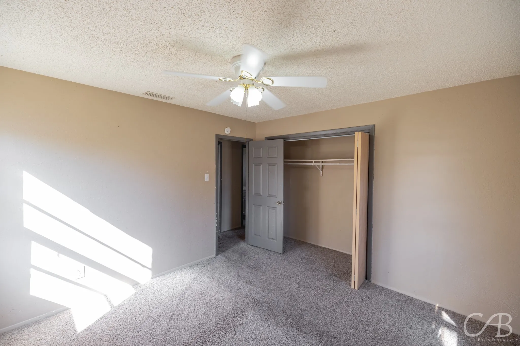 Single Family Residence For Rent in Taylor County , 3218 Post Oak Road, Abilene, Texas 79606, 3 Bedroom, 1 Bathroom, Garage spaces, 1,152 Sqft, built in 1959, mls#21408362, Real Estate Agent in Abilene, Homes For Rent in Taylor county, Homes For Rent in Abilene, Realtor in Abilene Texas, Real Estate Brokerage Independent Realty Texas, Luminita Cordes Realtor