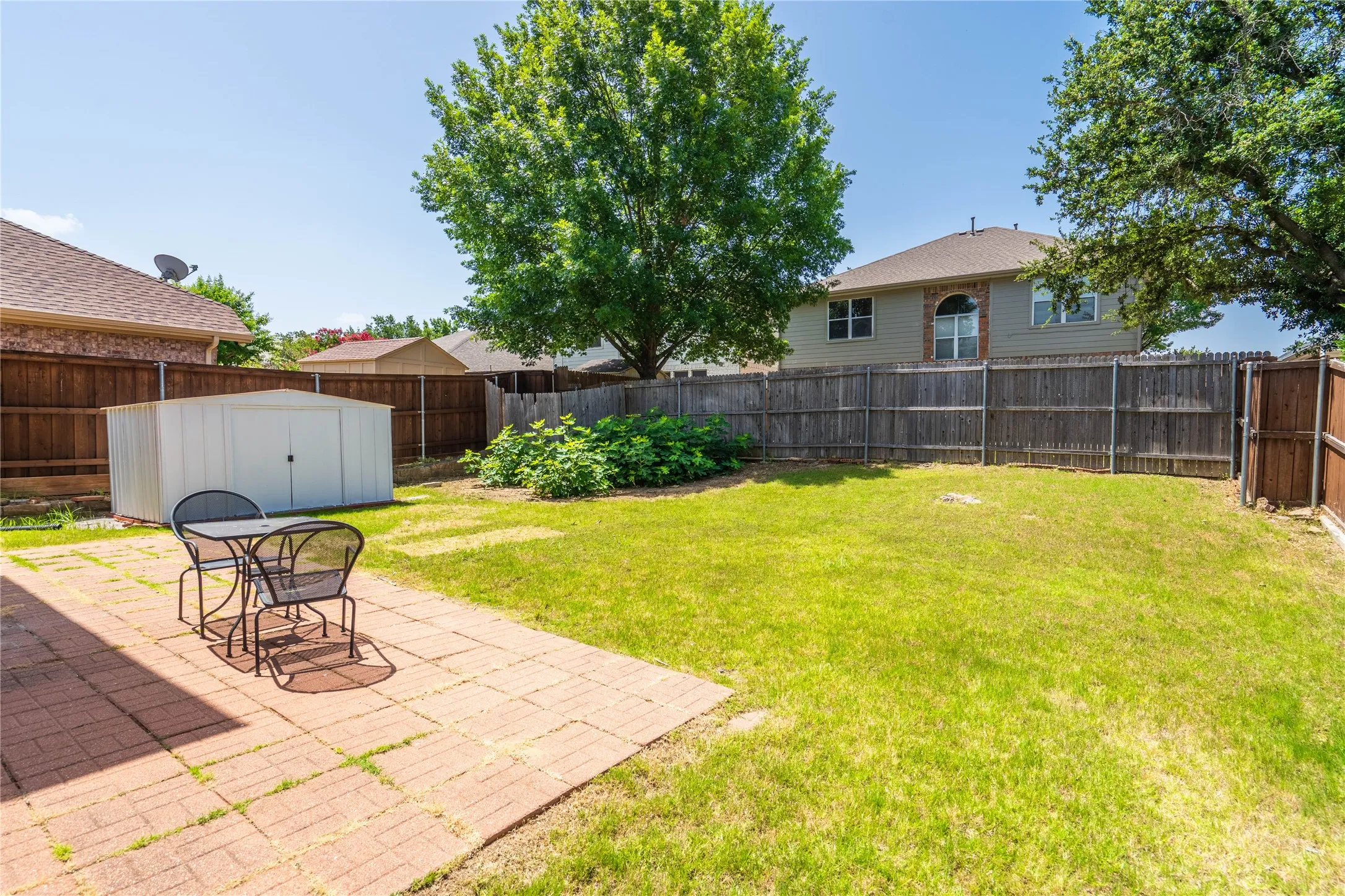 Single Family Residence For Rent in Collin County , 5857 Palomino Drive, Frisco, Texas 75034, 4 Bedroom, 3 Bathroom, 2 Garage spaces, 2,648 Sqft, built in 2000, mls#21408402, Real Estate Agent in Frisco, Homes For Rent in Collin county, Homes For Rent in Frisco, Realtor in Frisco Texas, Real Estate Brokerage Independent Realty Texas, Luminita Cordes Realtor