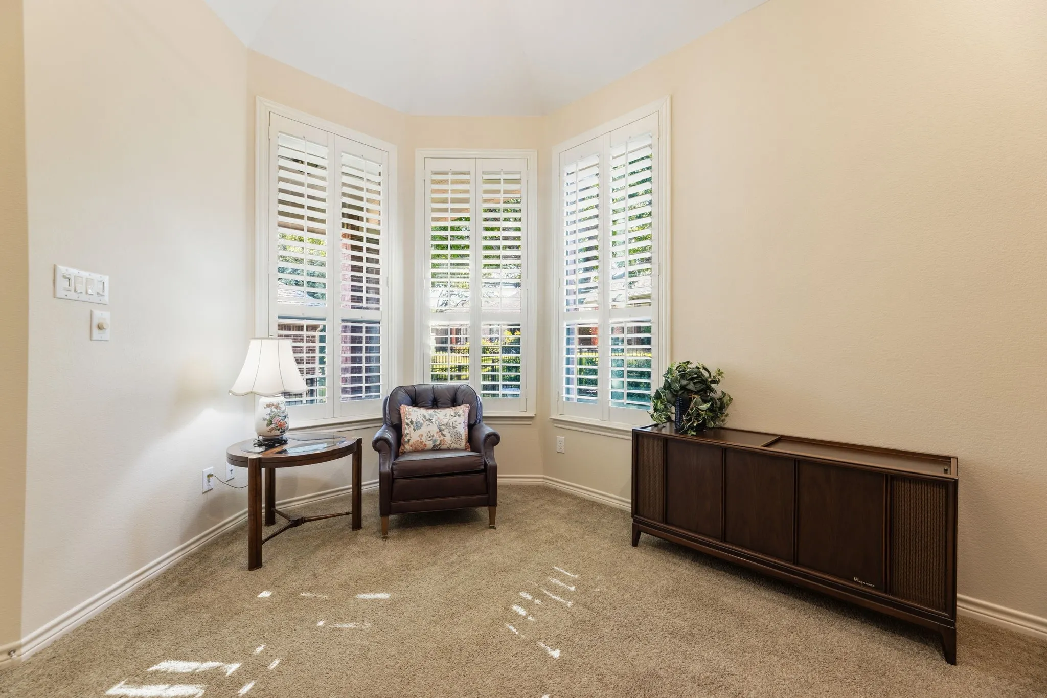Single Family Residence For Sale in Collin County , 1348 Ranch House Drive, Fairview, Texas 75069, 3 Bedroom, 2 Bathroom, 2 Garage spaces, 2,326 Sqft, built in 2005, mls#21407249, Real Estate Agent in Fairview, Homes For Sale in Collin county, Homes For Sale in Fairview, Realtor in Fairview Texas, Real Estate Brokerage Independent Realty Texas, Luminita Cordes Realtor