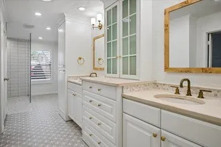 Townhouse For Rent in Dallas County , 12332 Montego Plaza, Dallas, Texas 75230, 2 Bedroom, 3 Bathroom, 2 Garage spaces, 2,429 Sqft, built in 1979, mls#21408416, Real Estate Agent in Dallas, Homes For Rent in Dallas county, Homes For Rent in Dallas, Realtor in Dallas Texas, Real Estate Brokerage Independent Realty Texas, Luminita Cordes Realtor