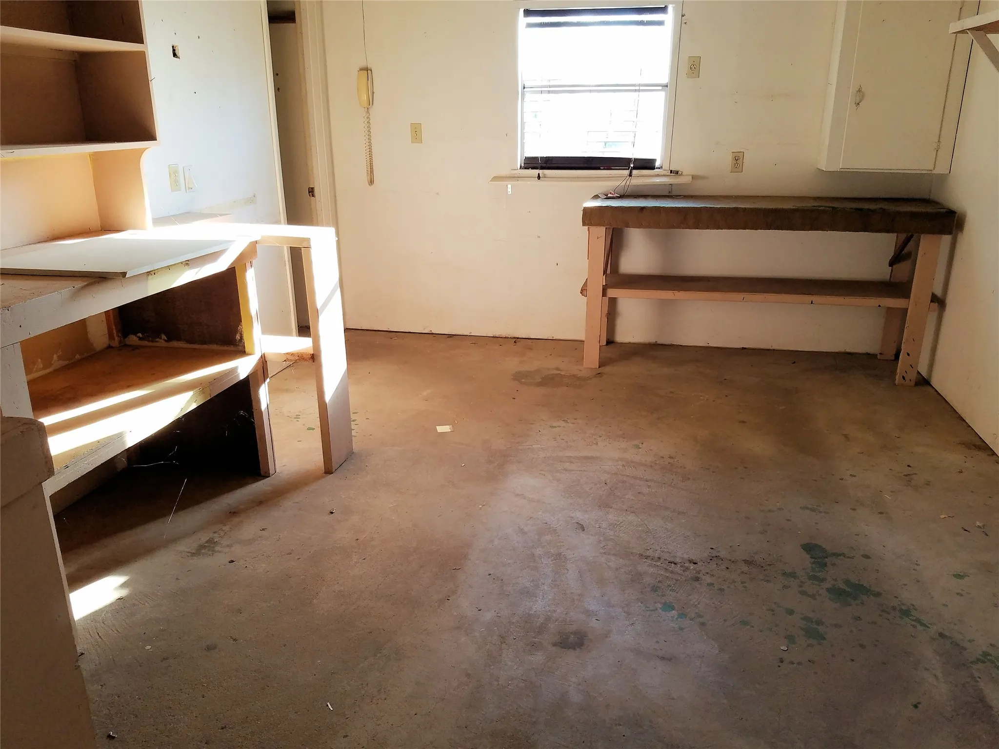 Work room 1