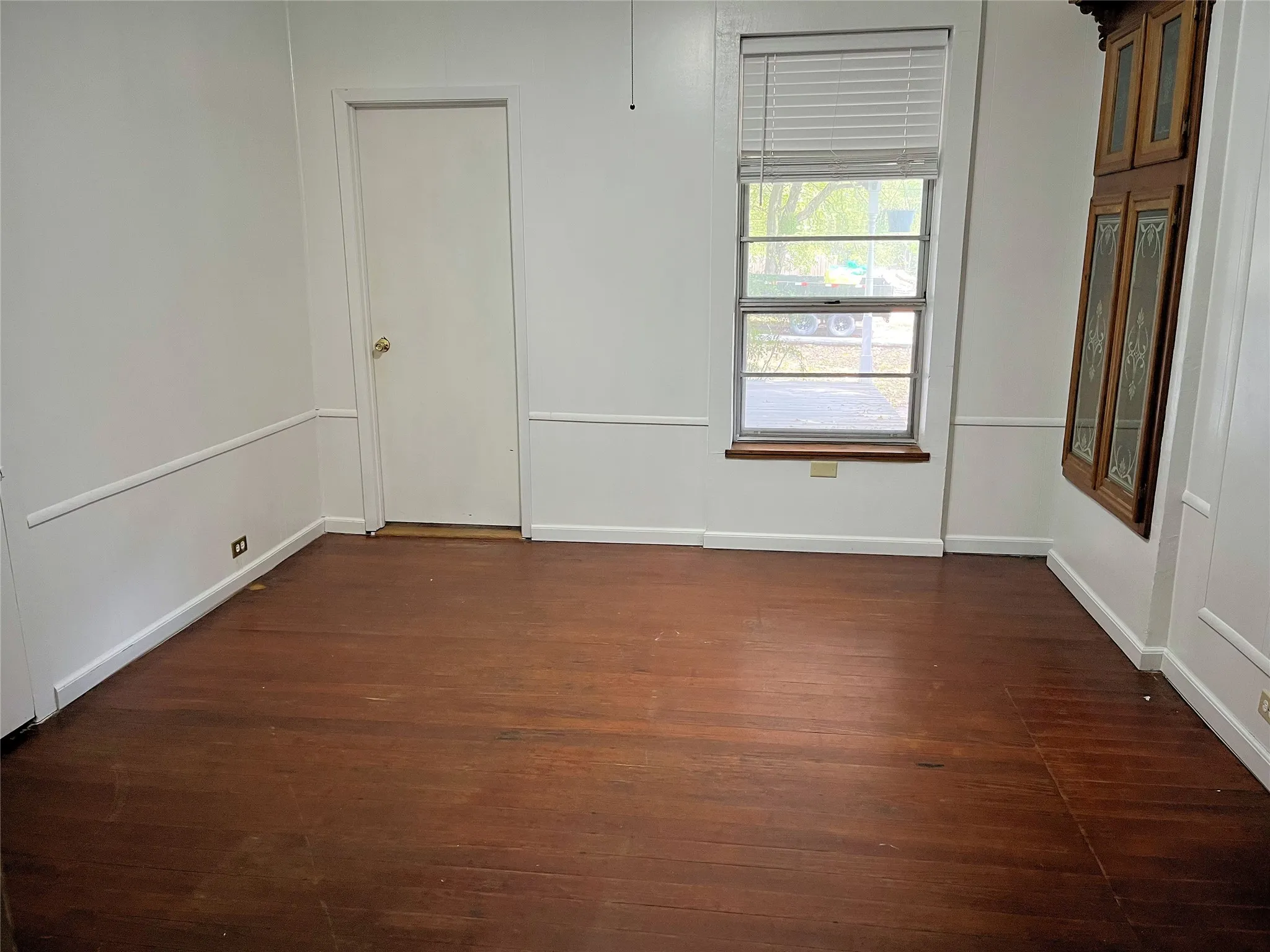 Formal dining room