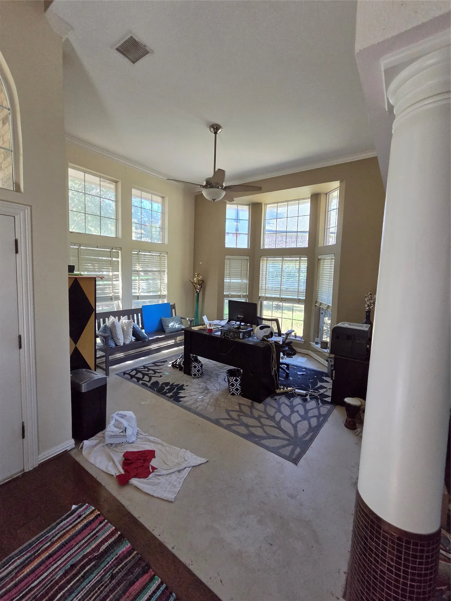 Single Family Residence For Sale in Rockwall County , 141 Urbine Circle, Heath, Texas 75032, 4 Bedroom, 3 Bathroom, 3 Garage spaces, 3,074 Sqft, built in 1989, mls#21406830, Real Estate Agent in Heath, Homes For Sale in Rockwall county, Homes For Sale in Heath, Realtor in Heath Texas, Real Estate Brokerage Independent Realty Texas, Luminita Cordes Realtor