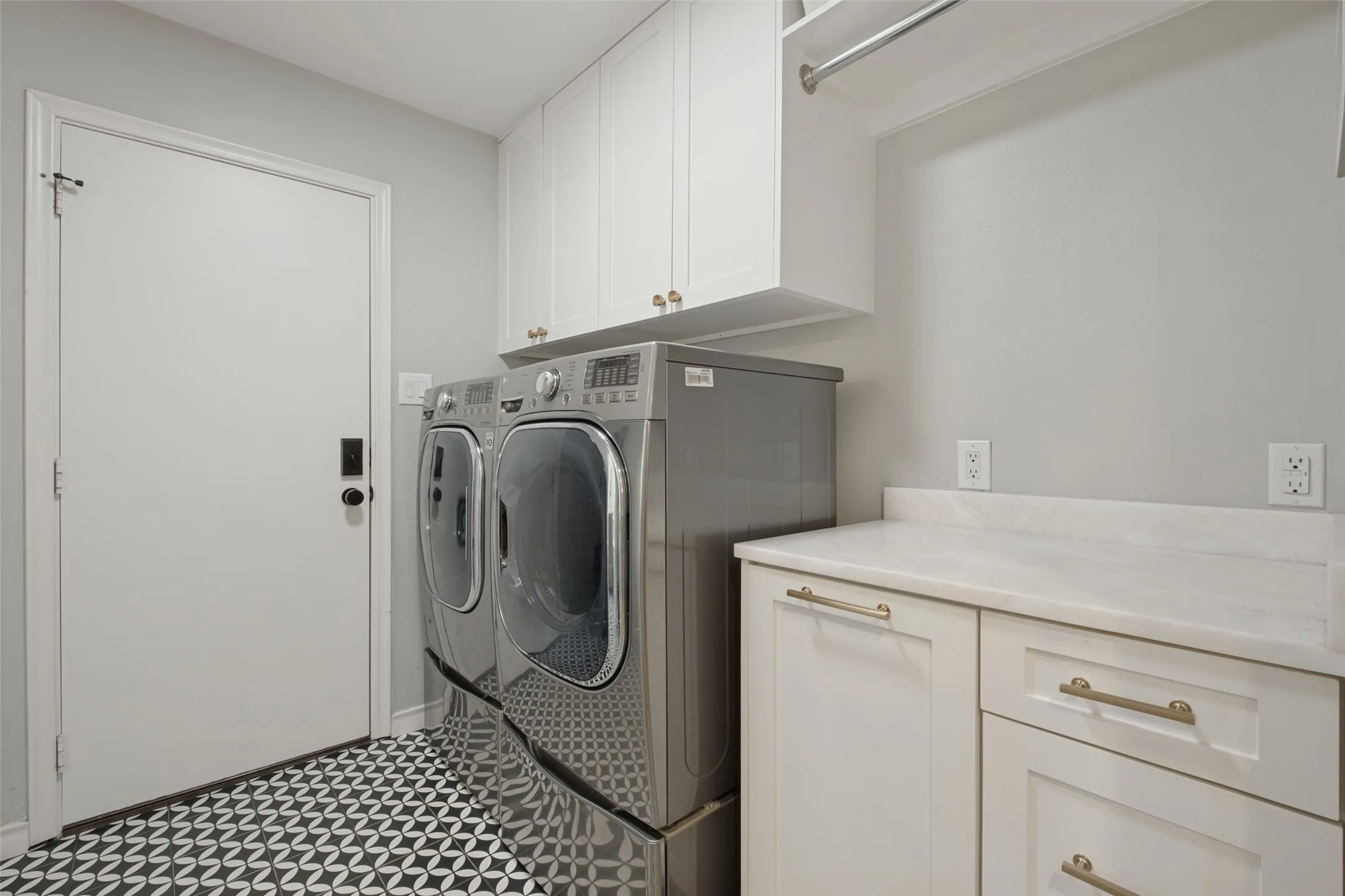 Off kitchen with great storage.