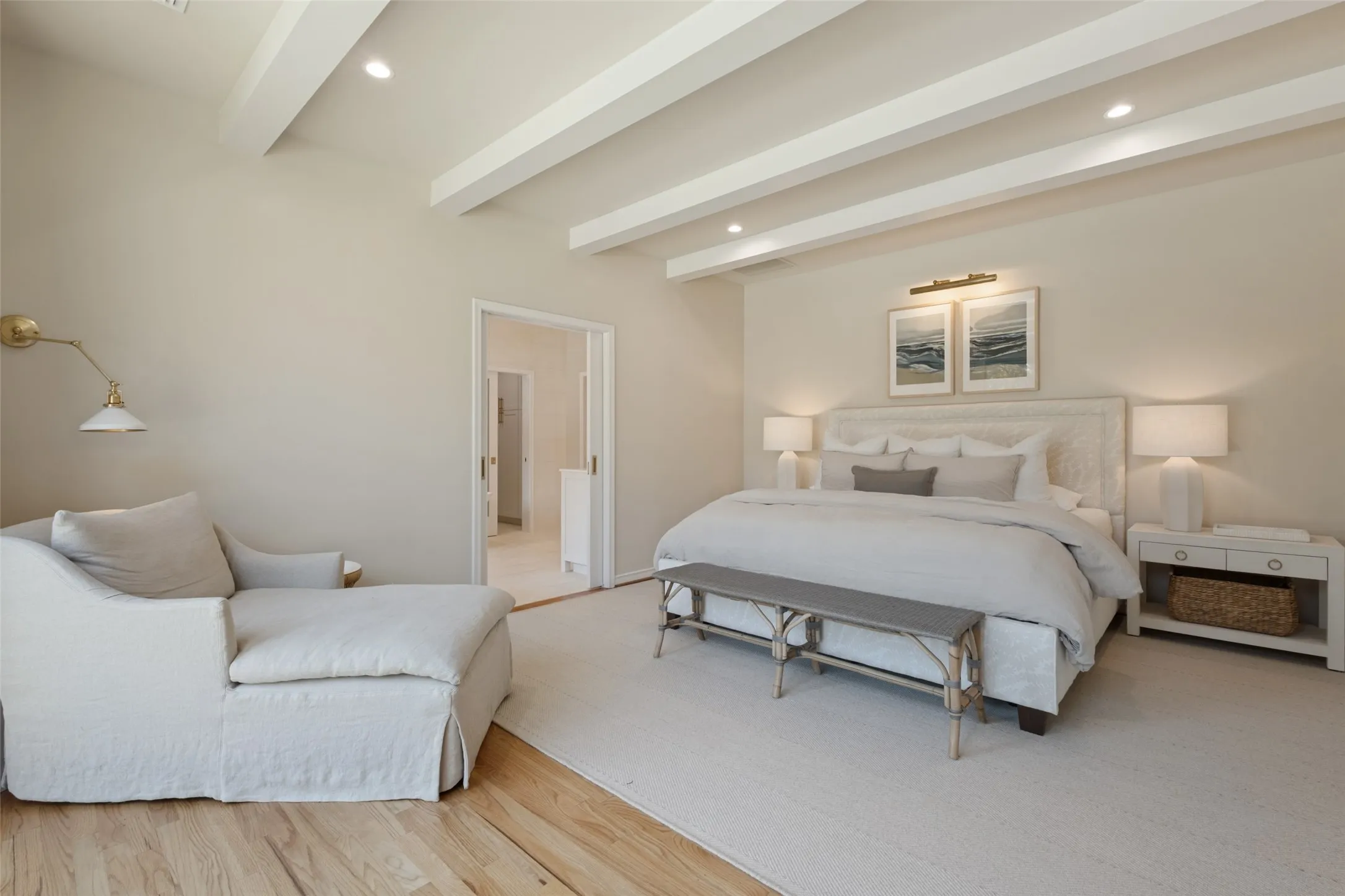 High ceilings with  lots of light geared toward relaxation.