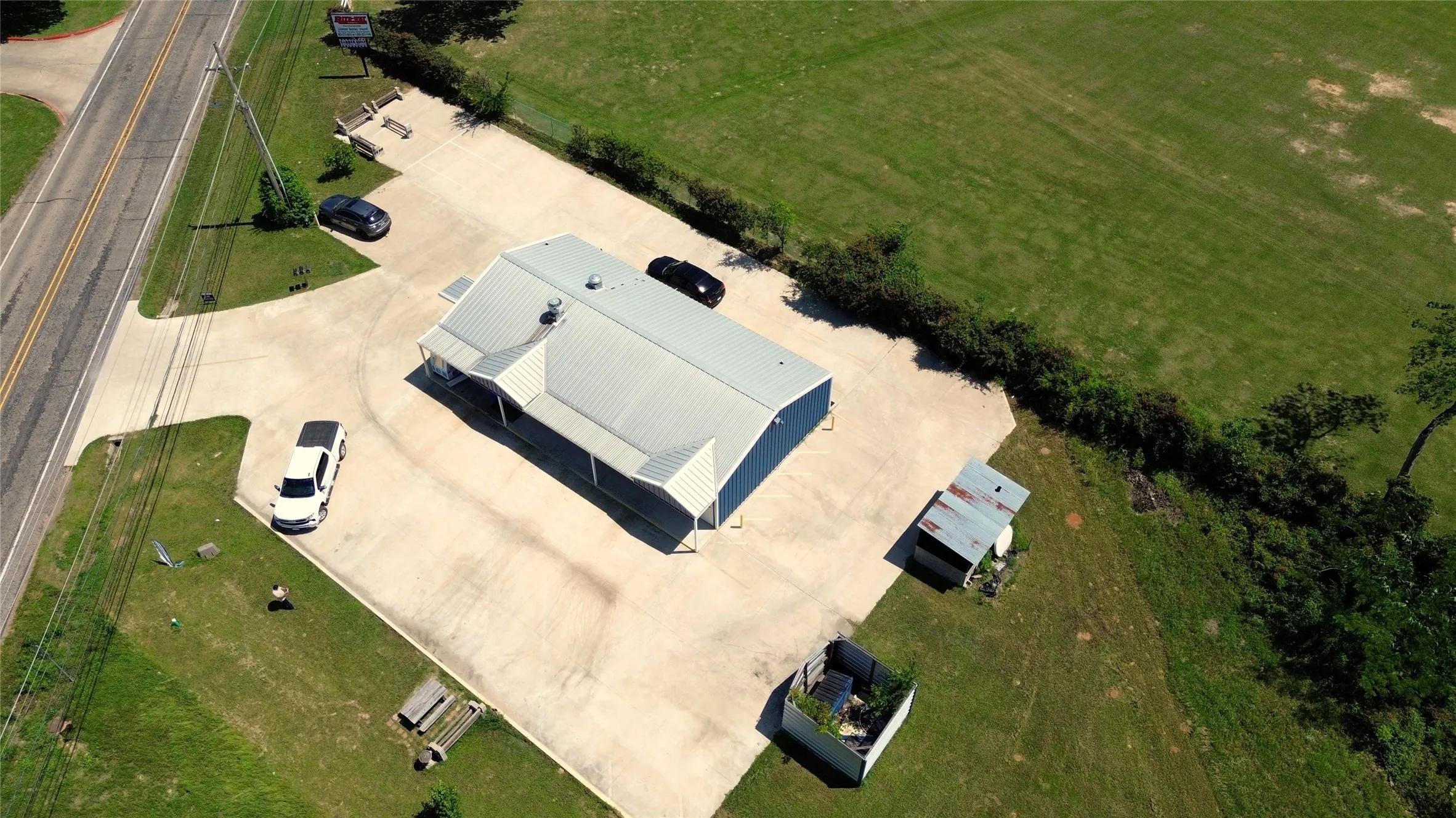 Retail For Sale in Titus County , 1721 N Edwards Ave., Mt Pleasant, Texas 75455, 0, 0, Garage spaces, 0 Sqft, built in 2020, mls#21407896, Real Estate Agent in Mt Pleasant, Homes For Sale in Titus county, Homes For Sale in Mt Pleasant, Realtor in Mt Pleasant Texas, Real Estate Brokerage Independent Realty Texas, Luminita Cordes Realtor