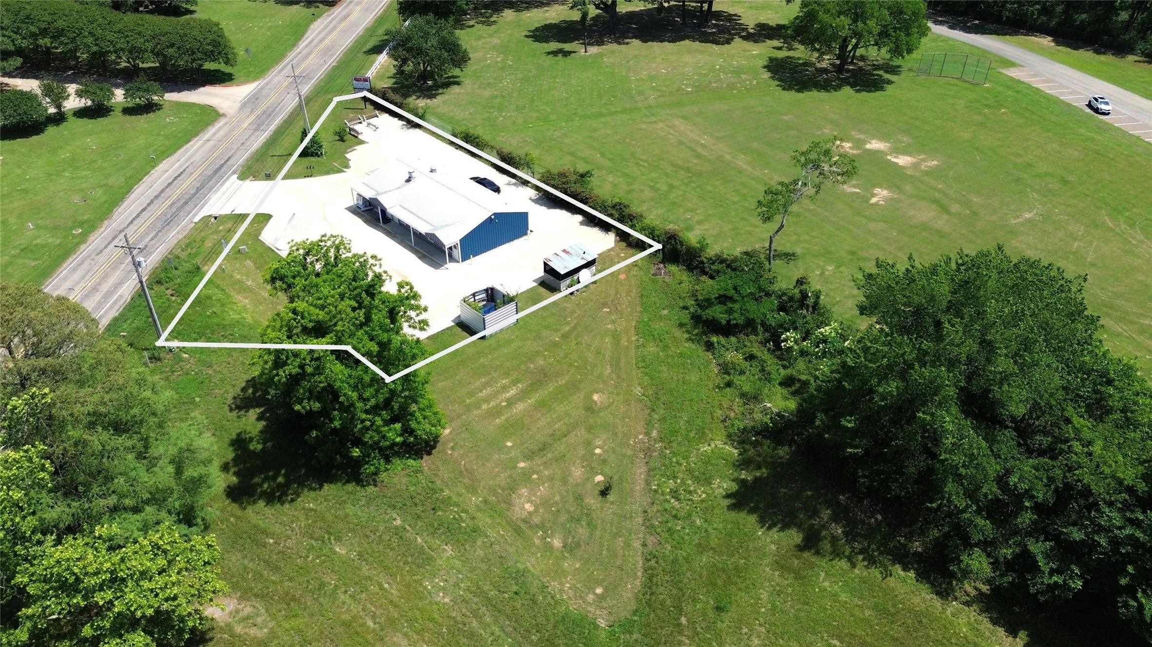 Retail For Sale in Titus County , 1721 N Edwards Ave., Mt Pleasant, Texas 75455, 0, 0, Garage spaces, 0 Sqft, built in 2020, mls#21407896, Real Estate Agent in Mt Pleasant, Homes For Sale in Titus county, Homes For Sale in Mt Pleasant, Realtor in Mt Pleasant Texas, Real Estate Brokerage Independent Realty Texas, Luminita Cordes Realtor