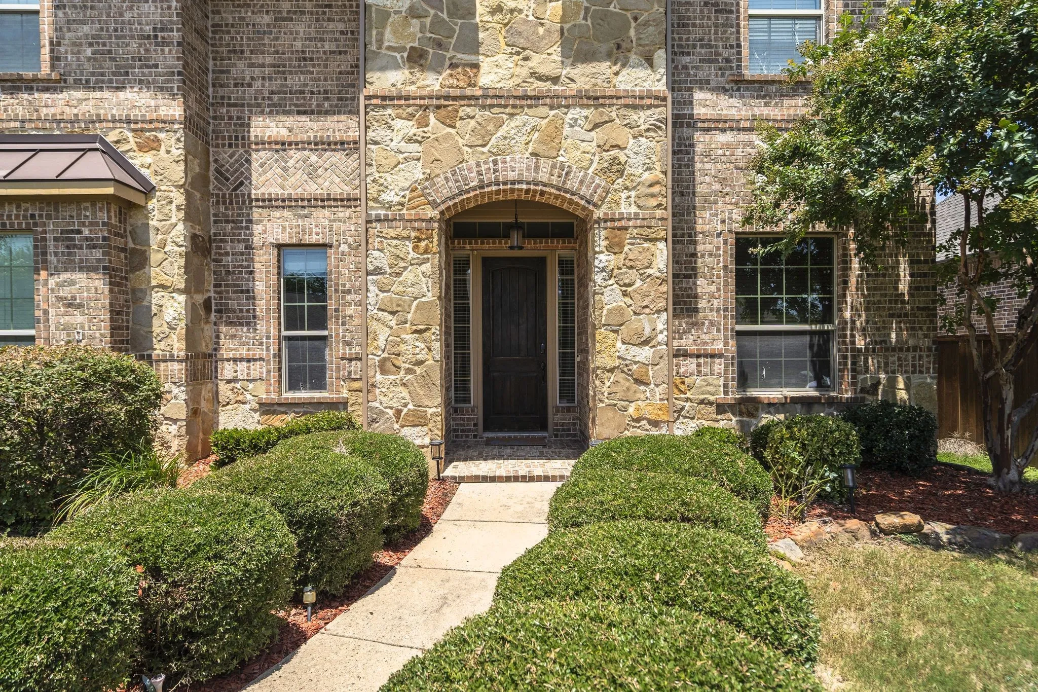 Single Family Residence For Rent in Collin County , 1604 Woodrose Court, Allen, Texas 75013, 5 Bedroom, 5 Bathroom, 3 Garage spaces, 3,934 Sqft, built in 2013, mls#21408426, Real Estate Agent in Allen, Homes For Rent in Collin county, Homes For Rent in Allen, Realtor in Allen Texas, Real Estate Brokerage Independent Realty Texas, Luminita Cordes Realtor