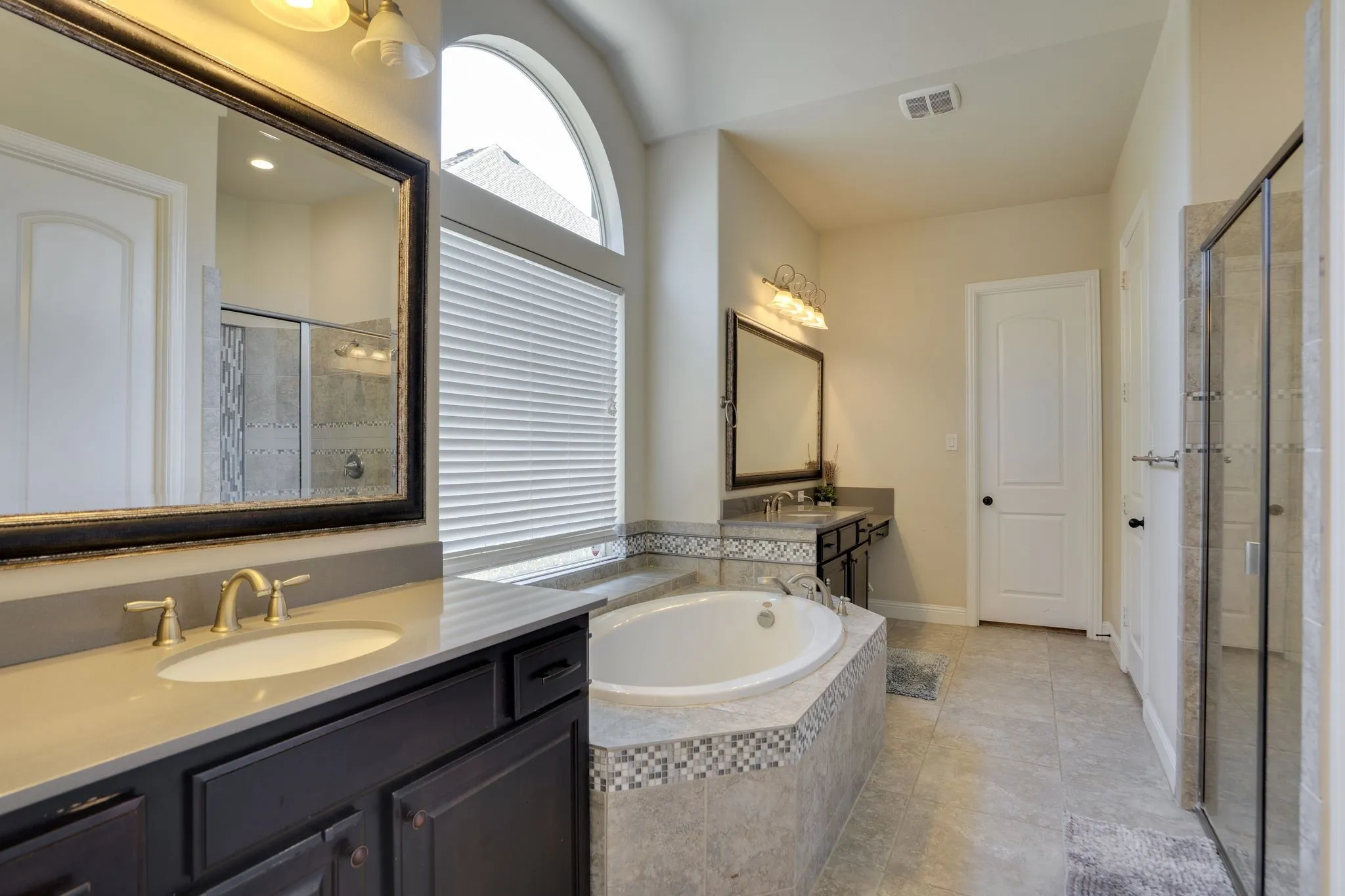 Single Family Residence For Rent in Collin County , 1604 Woodrose Court, Allen, Texas 75013, 5 Bedroom, 5 Bathroom, 3 Garage spaces, 3,934 Sqft, built in 2013, mls#21408426, Real Estate Agent in Allen, Homes For Rent in Collin county, Homes For Rent in Allen, Realtor in Allen Texas, Real Estate Brokerage Independent Realty Texas, Luminita Cordes Realtor