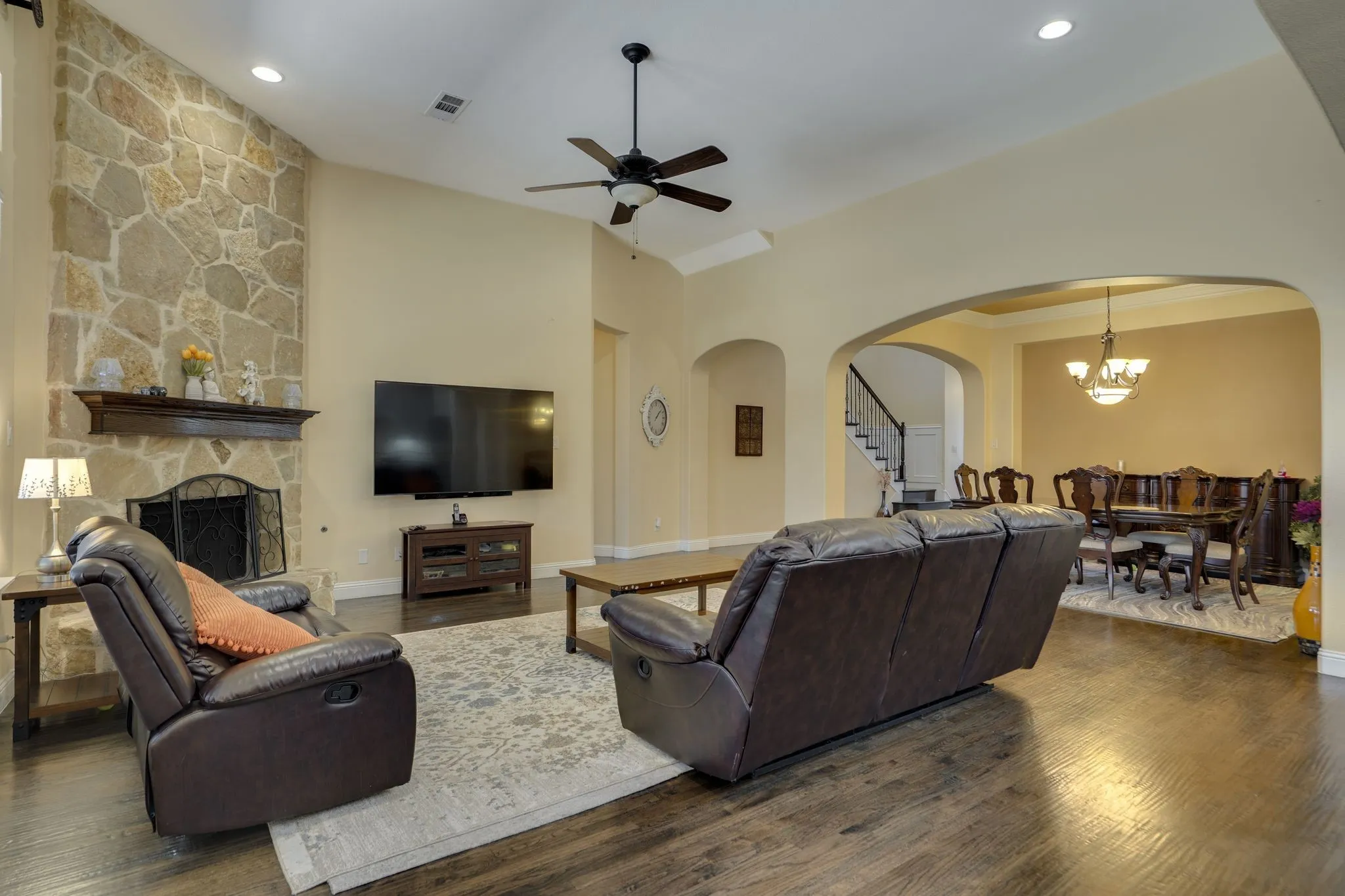 Single Family Residence For Rent in Collin County , 1604 Woodrose Court, Allen, Texas 75013, 5 Bedroom, 5 Bathroom, 3 Garage spaces, 3,934 Sqft, built in 2013, mls#21408426, Real Estate Agent in Allen, Homes For Rent in Collin county, Homes For Rent in Allen, Realtor in Allen Texas, Real Estate Brokerage Independent Realty Texas, Luminita Cordes Realtor