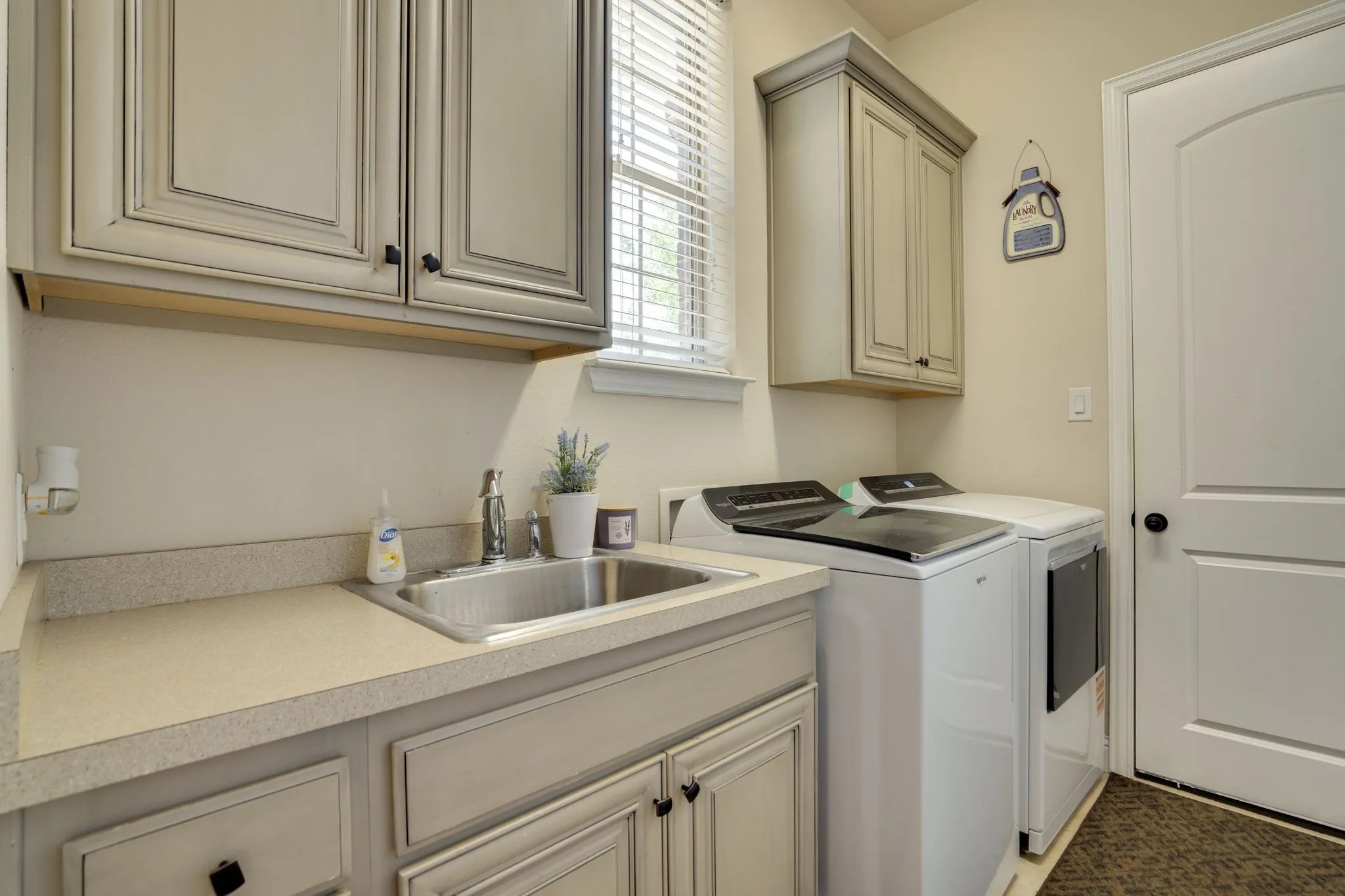 Single Family Residence For Rent in Collin County , 1604 Woodrose Court, Allen, Texas 75013, 5 Bedroom, 5 Bathroom, 3 Garage spaces, 3,934 Sqft, built in 2013, mls#21408426, Real Estate Agent in Allen, Homes For Rent in Collin county, Homes For Rent in Allen, Realtor in Allen Texas, Real Estate Brokerage Independent Realty Texas, Luminita Cordes Realtor