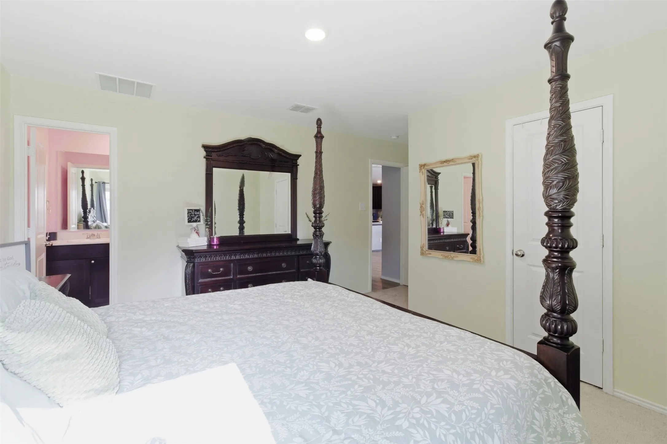 Single Family Residence For Sale in Collin County , 5309 Lavender Drive, Princeton, Texas 75407, 3 Bedroom, 2 Bathroom, 2 Garage spaces, 1,479 Sqft, built in 2021, mls#21408428, Real Estate Agent in Princeton, Homes For Sale in Collin county, Homes For Sale in Princeton, Realtor in Princeton Texas, Real Estate Brokerage Independent Realty Texas, Luminita Cordes Realtor