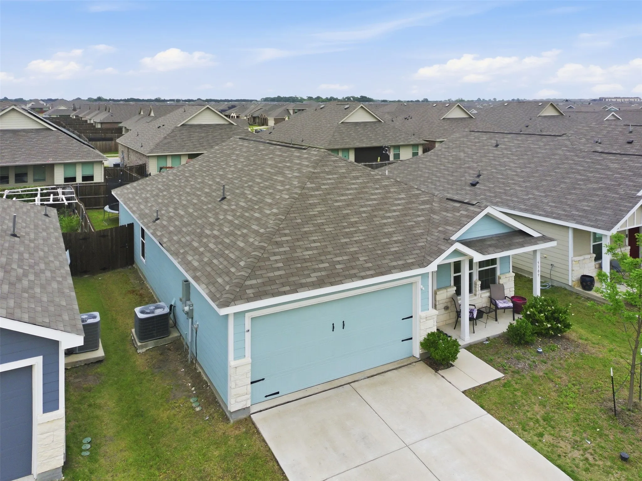 Single Family Residence For Sale in Collin County , 5309 Lavender Drive, Princeton, Texas 75407, 3 Bedroom, 2 Bathroom, 2 Garage spaces, 1,479 Sqft, built in 2021, mls#21408428, Real Estate Agent in Princeton, Homes For Sale in Collin county, Homes For Sale in Princeton, Realtor in Princeton Texas, Real Estate Brokerage Independent Realty Texas, Luminita Cordes Realtor