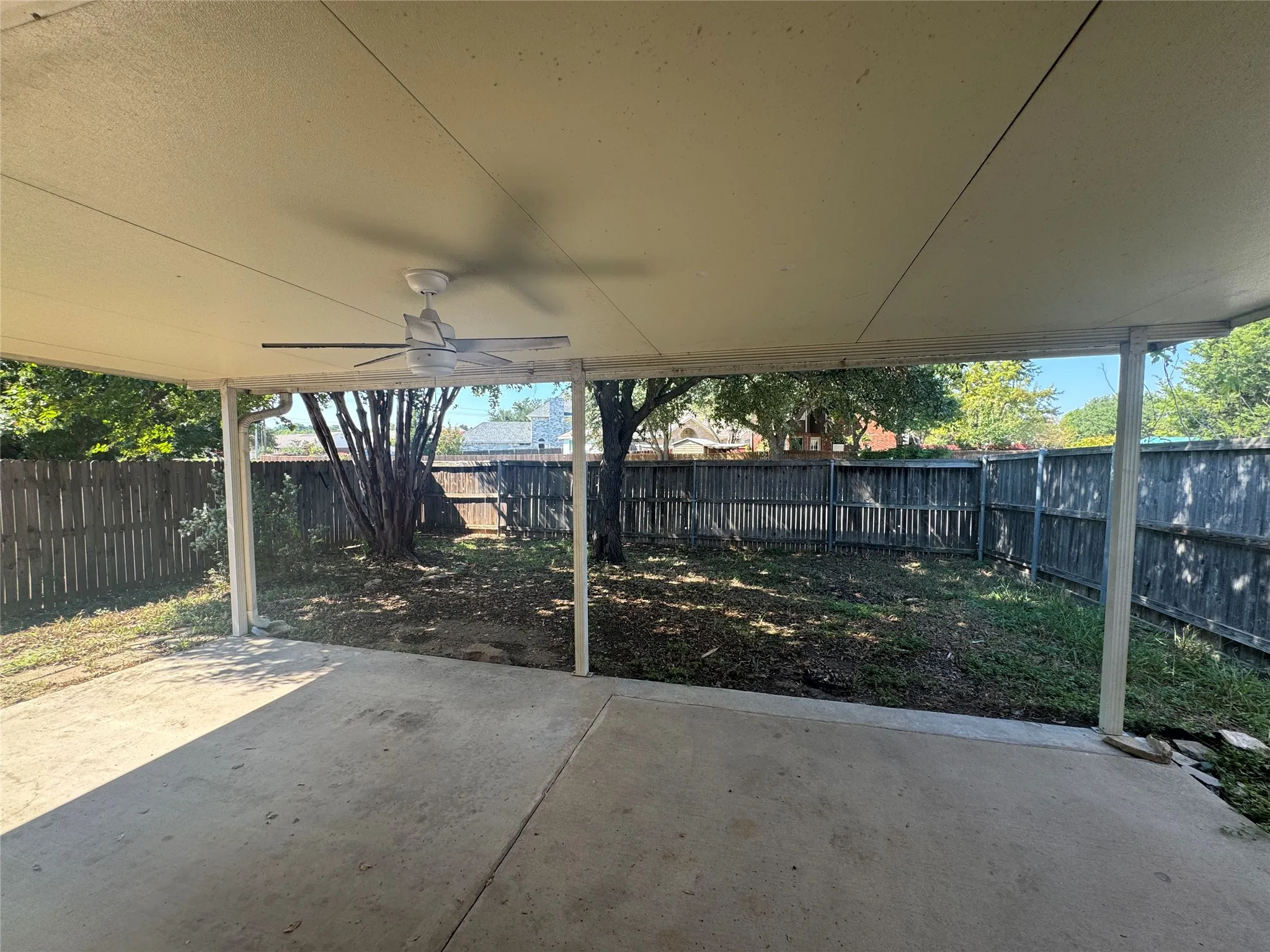 Single Family Residence For Rent in Collin County , 2211 Brookview Drive, Mc Kinney, Texas 75072, 3 Bedroom, 2 Bathroom, 2 Garage spaces, 1,271 Sqft, built in 1996, mls#21408430, Real Estate Agent in Mc Kinney, Homes For Rent in Collin county, Homes For Rent in Mc Kinney, Realtor in Mc Kinney Texas, Real Estate Brokerage Independent Realty Texas, Luminita Cordes Realtor