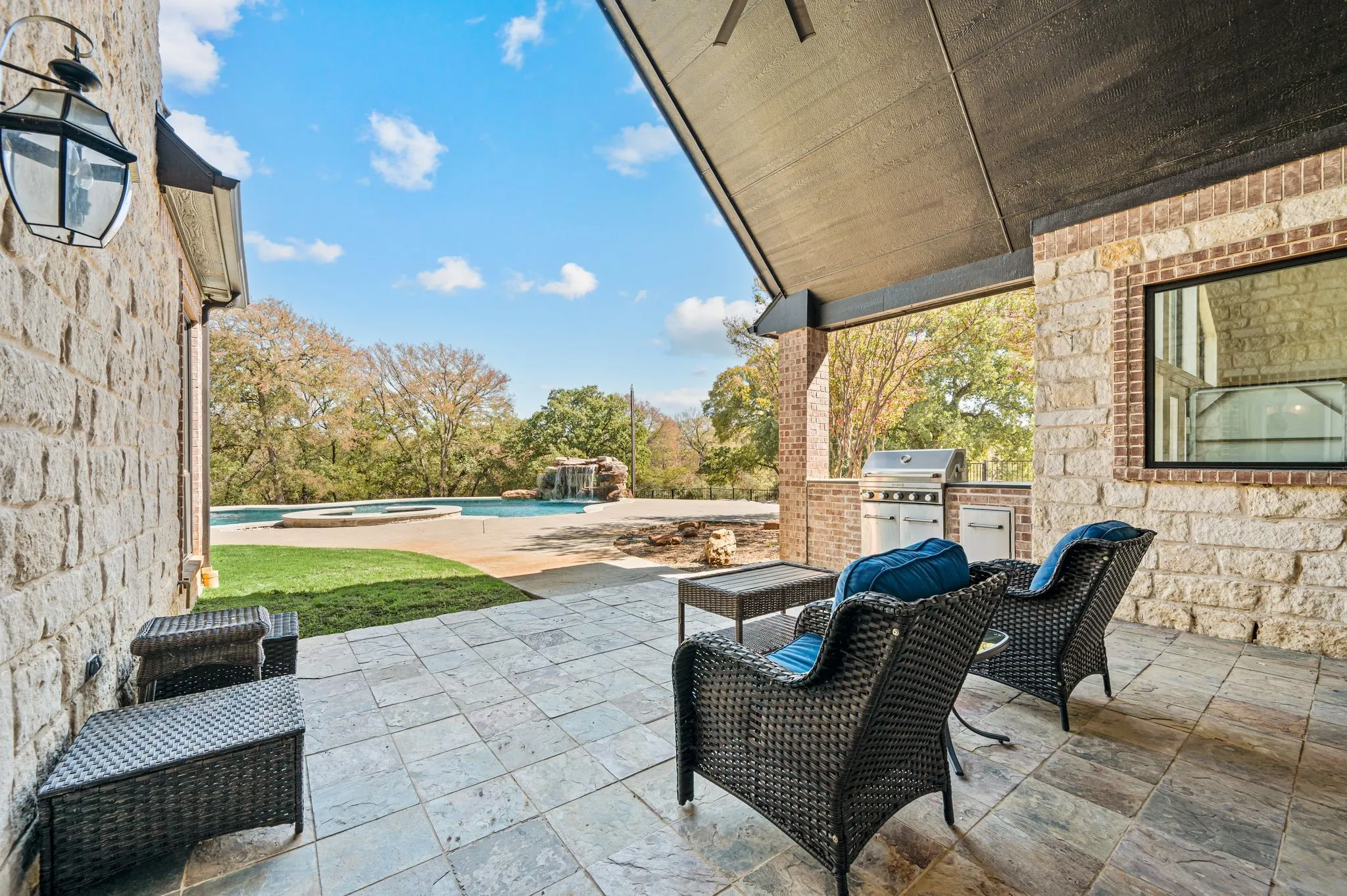 Single Family Residence For Sale in Denton County , 1000 Simmons Road, Flower Mound, Texas 75022, 4 Bedroom, 4 Bathroom, 5 Garage spaces, 5,430 Sqft, built in 1997, mls#21407554, Real Estate Agent in Flower Mound, Homes For Sale in Denton county, Homes For Sale in Flower Mound, Realtor in Flower Mound Texas, Real Estate Brokerage Independent Realty Texas, Luminita Cordes Realtor
