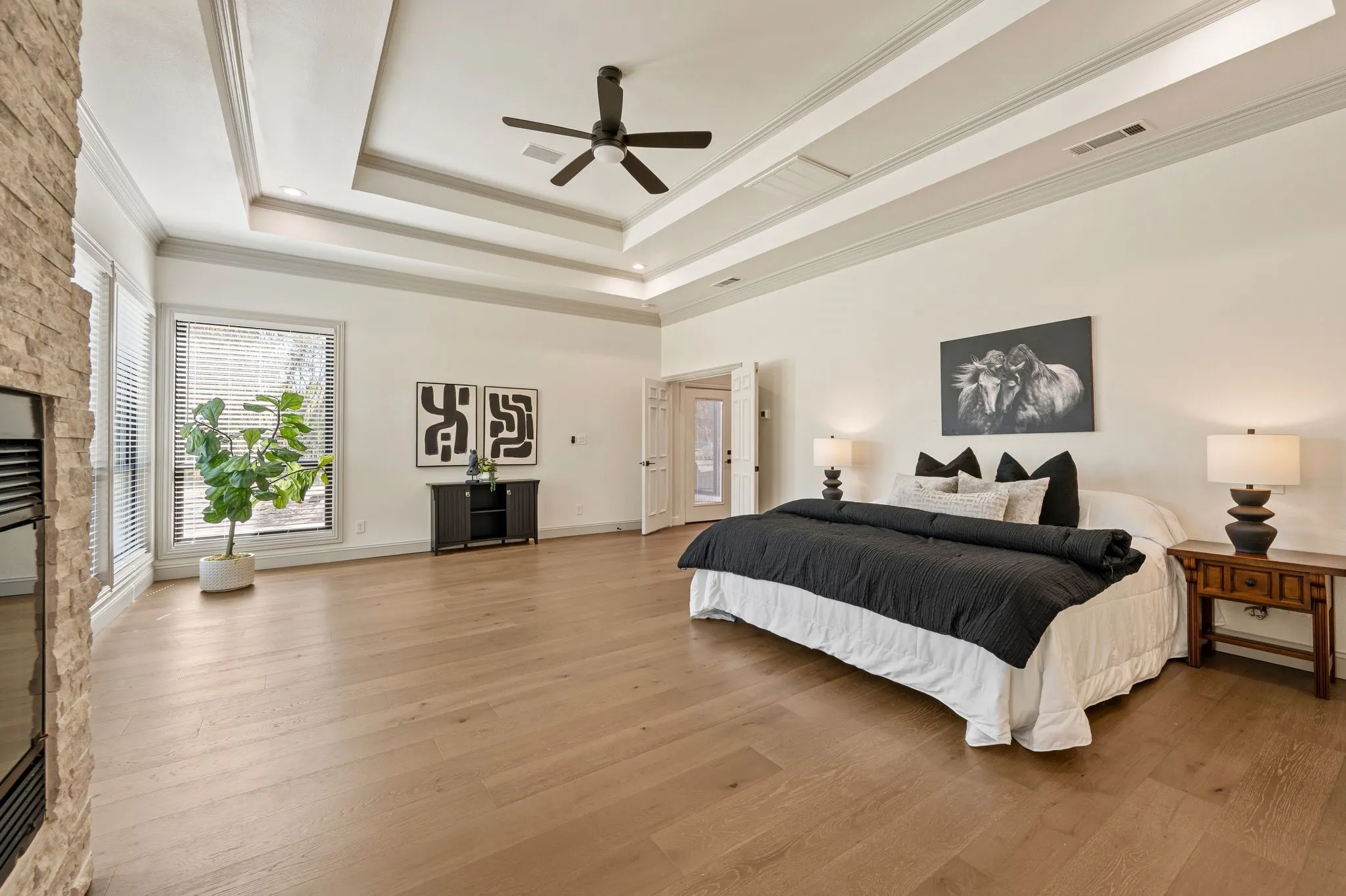 Single Family Residence For Sale in Denton County , 1000 Simmons Road, Flower Mound, Texas 75022, 4 Bedroom, 4 Bathroom, 5 Garage spaces, 5,430 Sqft, built in 1997, mls#21407554, Real Estate Agent in Flower Mound, Homes For Sale in Denton county, Homes For Sale in Flower Mound, Realtor in Flower Mound Texas, Real Estate Brokerage Independent Realty Texas, Luminita Cordes Realtor