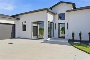 Single Family Residence For Rent in Collin County , 2248 County Road 2222, Anna, Texas 75409, 5 Bedroom, 6 Bathroom, 3 Garage spaces, 6,100 Sqft, built in 2021, mls#21408436, Real Estate Agent in Anna, Homes For Rent in Collin county, Homes For Rent in Anna, Realtor in Anna Texas, Real Estate Brokerage Independent Realty Texas, Luminita Cordes Realtor