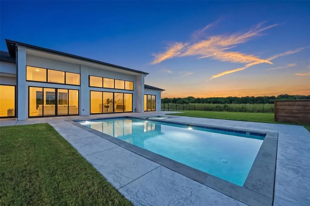 Single Family Residence For Rent