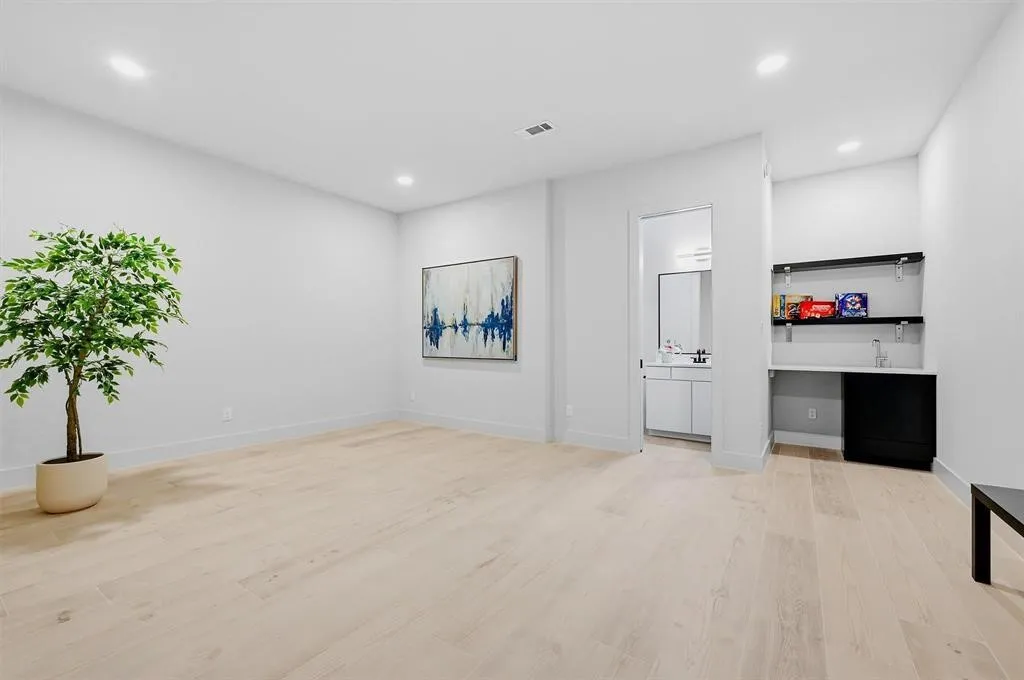 Single Family Residence For Rent in Collin County , 2248 County Road 2222, Anna, Texas 75409, 5 Bedroom, 6 Bathroom, 3 Garage spaces, 6,100 Sqft, built in 2021, mls#21408436, Real Estate Agent in Anna, Homes For Rent in Collin county, Homes For Rent in Anna, Realtor in Anna Texas, Real Estate Brokerage Independent Realty Texas, Luminita Cordes Realtor