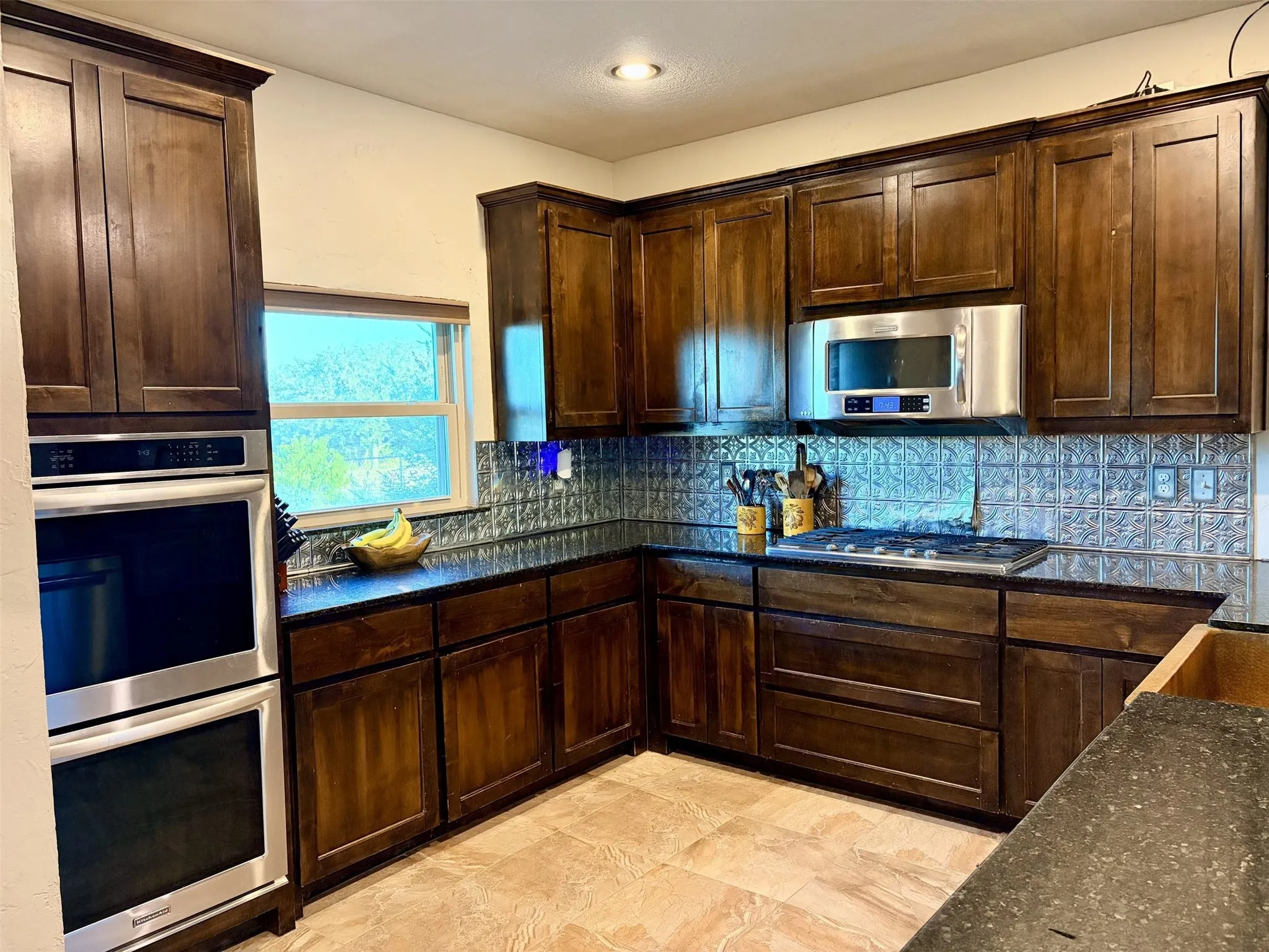 Farm For Sale in Wise County , 12820 N County Line Road, Ponder, Texas 76259, 7 Bedroom, 5 Bathroom, Garage spaces, 5,098 Sqft, built in 1999, mls#21407275, Real Estate Agent in Ponder, Homes For Sale in Wise county, Homes For Sale in Ponder, Realtor in Ponder Texas, Real Estate Brokerage Independent Realty Texas, Luminita Cordes Realtor