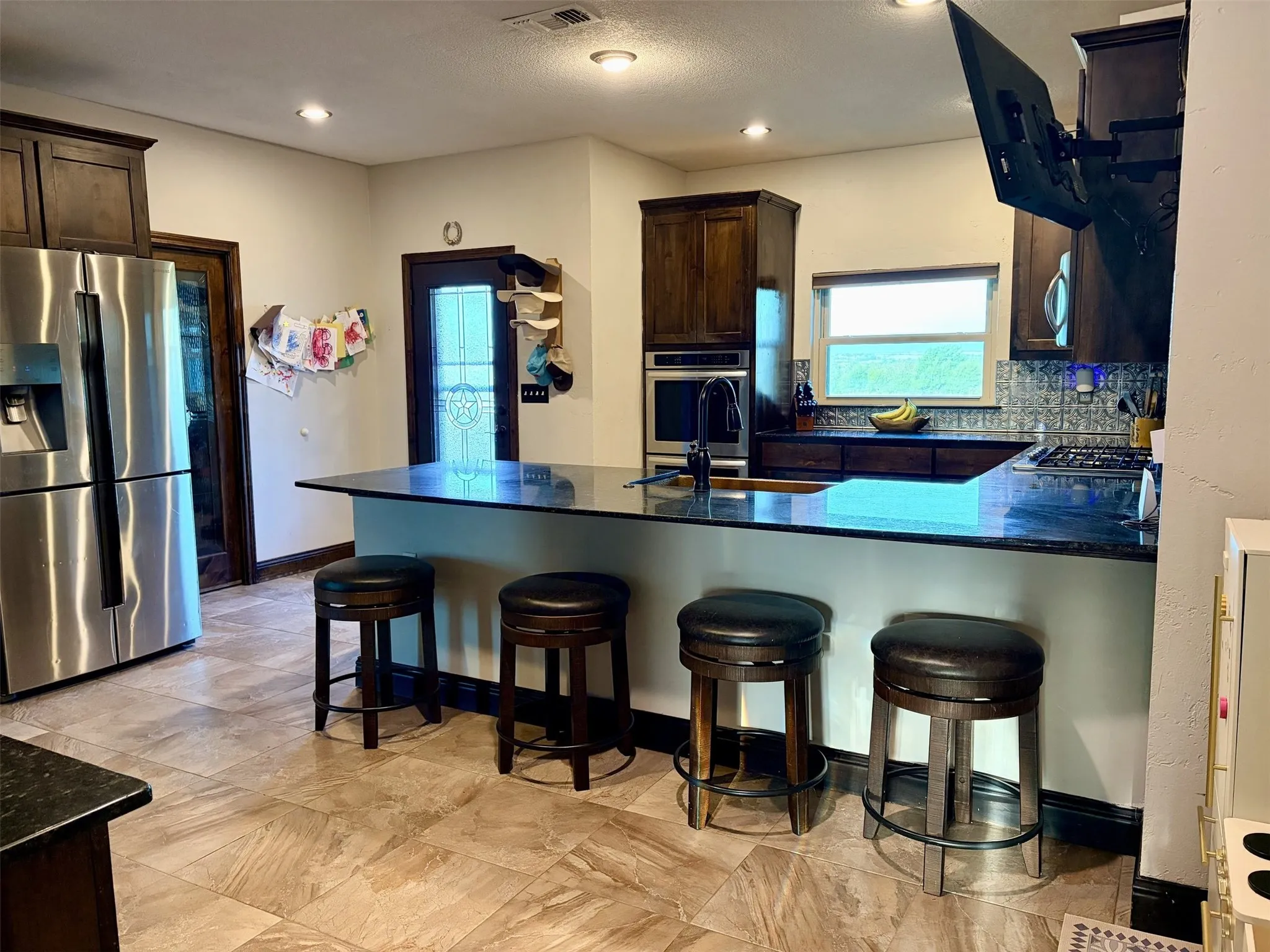 Farm For Sale in Wise County , 12820 N County Line Road, Ponder, Texas 76259, 7 Bedroom, 5 Bathroom, Garage spaces, 5,098 Sqft, built in 1999, mls#21407275, Real Estate Agent in Ponder, Homes For Sale in Wise county, Homes For Sale in Ponder, Realtor in Ponder Texas, Real Estate Brokerage Independent Realty Texas, Luminita Cordes Realtor