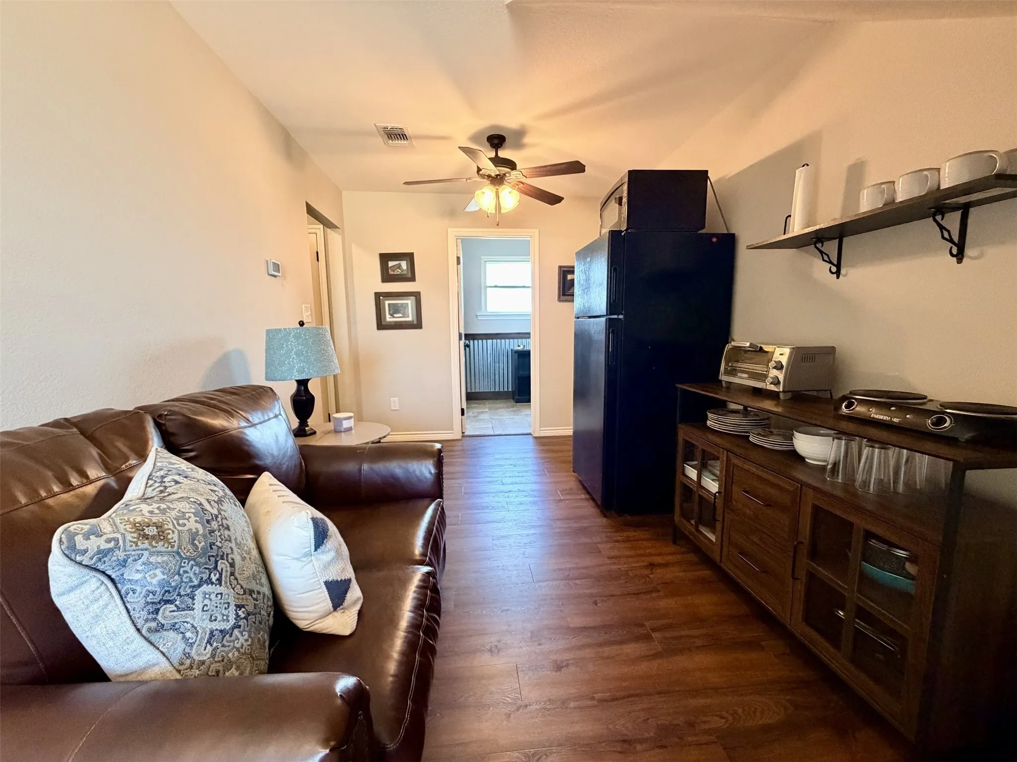 Farm For Sale in Wise County , 12820 N County Line Road, Ponder, Texas 76259, 7 Bedroom, 5 Bathroom, Garage spaces, 5,098 Sqft, built in 1999, mls#21407275, Real Estate Agent in Ponder, Homes For Sale in Wise county, Homes For Sale in Ponder, Realtor in Ponder Texas, Real Estate Brokerage Independent Realty Texas, Luminita Cordes Realtor