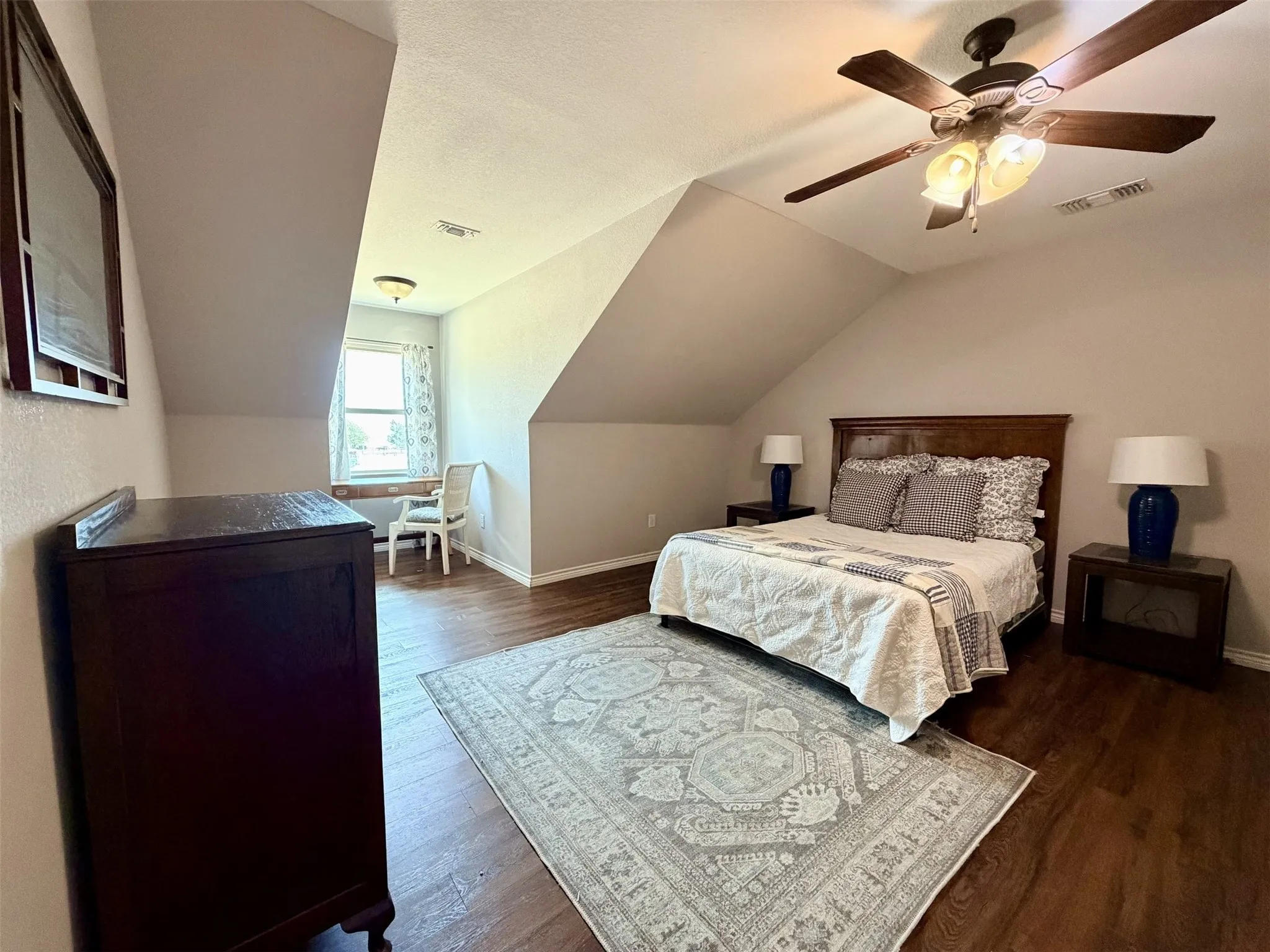 Farm For Sale in Wise County , 12820 N County Line Road, Ponder, Texas 76259, 7 Bedroom, 5 Bathroom, Garage spaces, 5,098 Sqft, built in 1999, mls#21407275, Real Estate Agent in Ponder, Homes For Sale in Wise county, Homes For Sale in Ponder, Realtor in Ponder Texas, Real Estate Brokerage Independent Realty Texas, Luminita Cordes Realtor