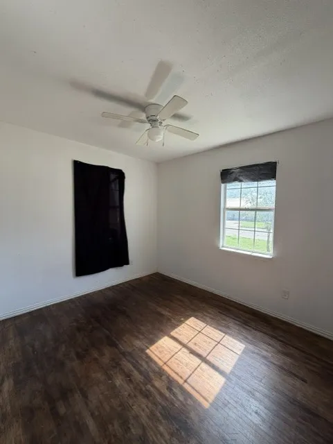 Single Family Residence For Sale in Tarrant County , 1757 Corrin Avenue, Blue Mound, Texas 76131, 3 Bedroom, 1 Bathroom, Garage spaces, 791 Sqft, built in 1956, mls#21403543, Real Estate Agent in Blue Mound, Homes For Sale in Tarrant county, Homes For Sale in Blue Mound, Realtor in Blue Mound Texas, Real Estate Brokerage Independent Realty Texas, Luminita Cordes Realtor