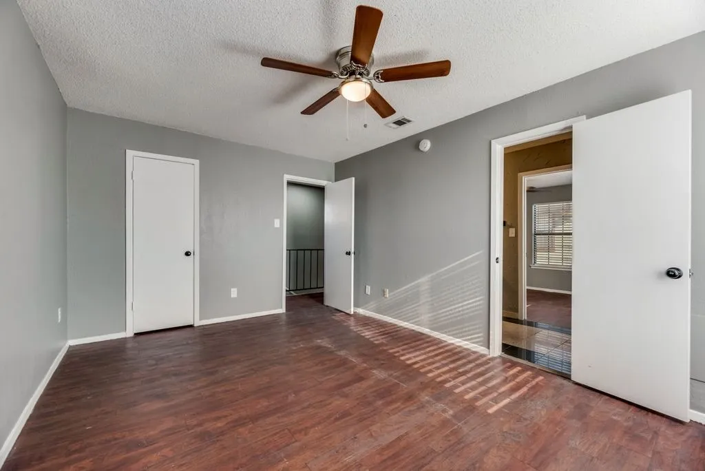 Duplex For Rent in Dallas County , 5504 Columbia Avenue, Dallas, Texas 75214, 2 Bedroom, 2 Bathroom, 1 Garage spaces, 1,155 Sqft, built in 1983, mls#21407560, Real Estate Agent in Dallas, Homes For Rent in Dallas county, Homes For Rent in Dallas, Realtor in Dallas Texas, Real Estate Brokerage Independent Realty Texas, Luminita Cordes Realtor
