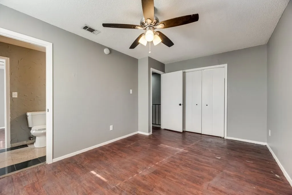 Duplex For Rent in Dallas County , 5504 Columbia Avenue, Dallas, Texas 75214, 2 Bedroom, 2 Bathroom, 1 Garage spaces, 1,155 Sqft, built in 1983, mls#21407560, Real Estate Agent in Dallas, Homes For Rent in Dallas county, Homes For Rent in Dallas, Realtor in Dallas Texas, Real Estate Brokerage Independent Realty Texas, Luminita Cordes Realtor