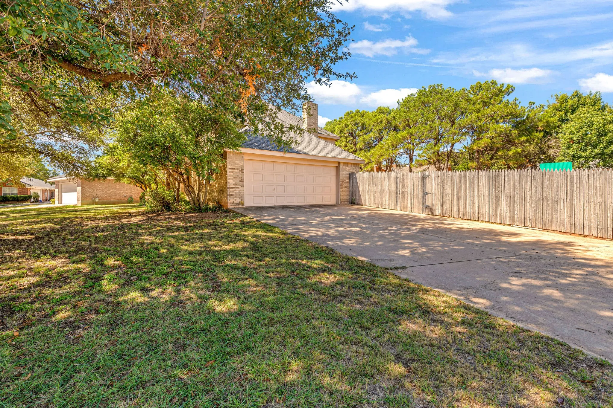 Side entry garage.
