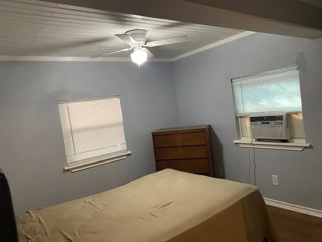 Single Family Residence For Sale in Henderson County , 4585 CR 4509, Athens, Texas 75751, 3 Bedroom, 2 Bathroom, 2 Garage spaces, 2,120 Sqft, built in 1963, mls#21408469, Real Estate Agent in Athens, Homes For Sale in Henderson county, Homes For Sale in Athens, Realtor in Athens Texas, Real Estate Brokerage Independent Realty Texas, Luminita Cordes Realtor