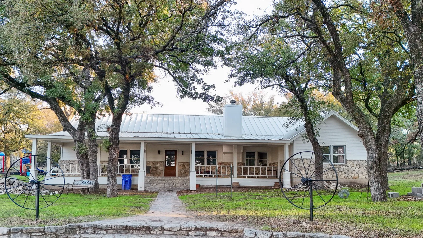 Single Family Residence For Sale