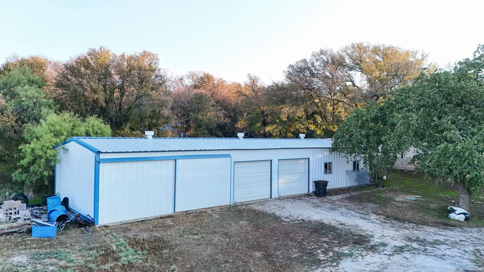 Single Family Residence For Sale in Parker County , 355 Carmen Street, Reno, Texas 76020, 3 Bedroom, 3 Bathroom, 3 Garage spaces, 2,518 Sqft, built in 1985, mls#21408390, Real Estate Agent in Reno, Homes For Sale in Parker county, Homes For Sale in Reno, Realtor in Reno Texas, Real Estate Brokerage Independent Realty Texas, Luminita Cordes Realtor
