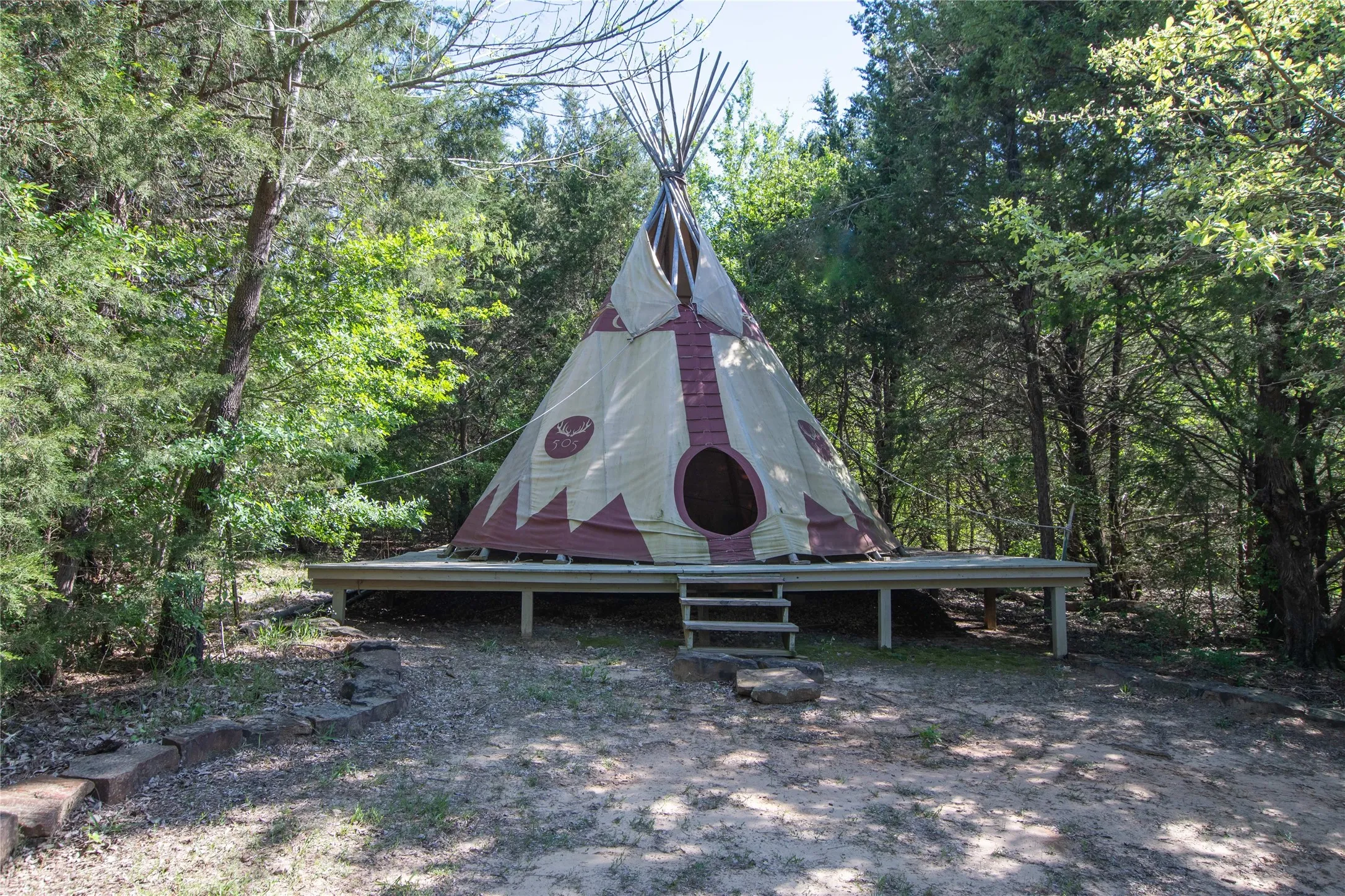  Tipi