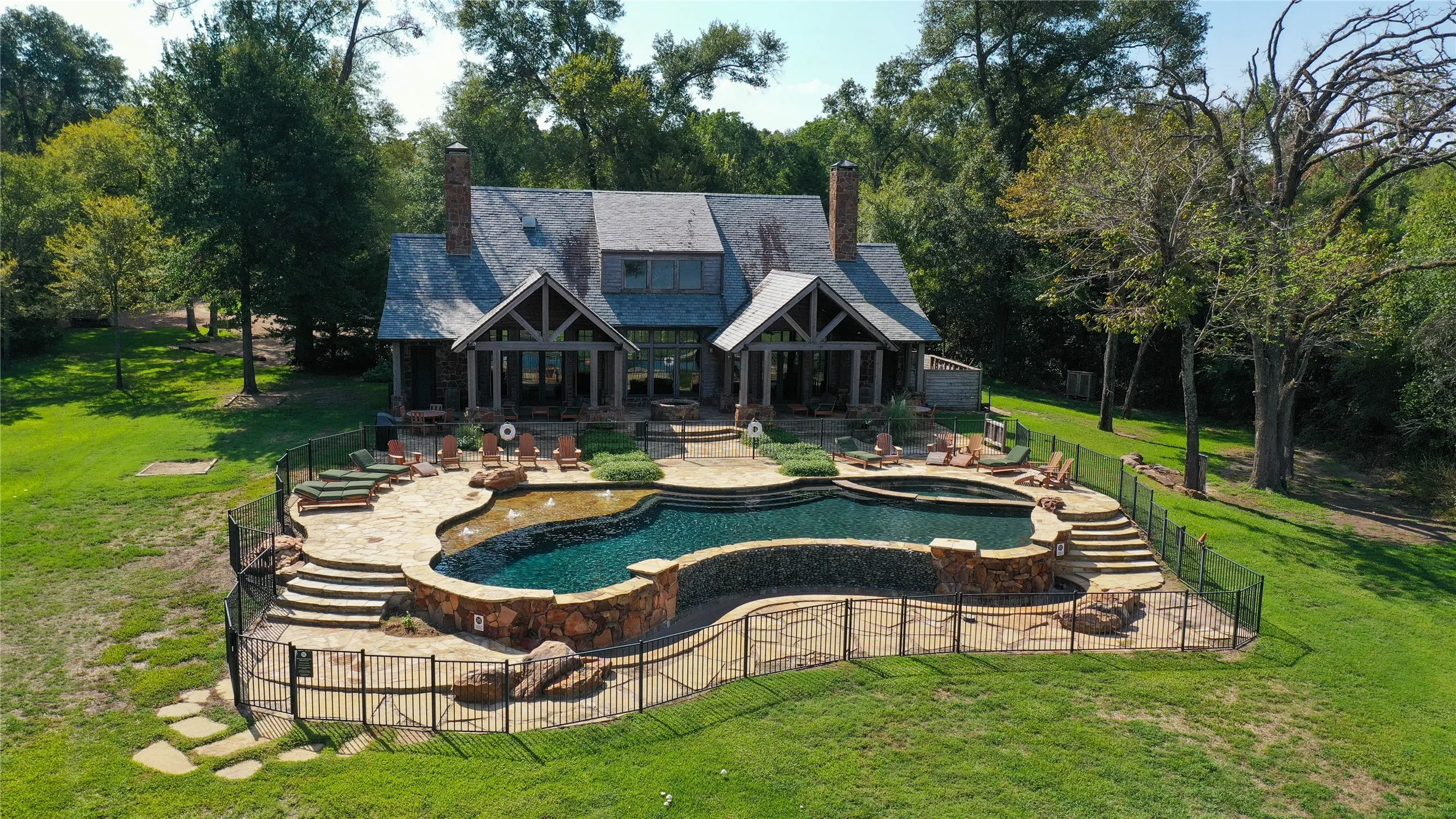 505 Ranch clubhouse and pool