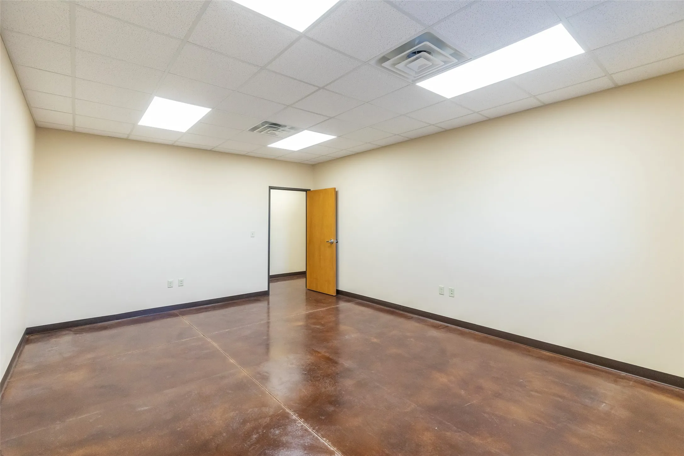 Industrial For Sale in Taylor County , 4517 Derrick Drive, Abilene, Texas 79601, 0, 0, Garage spaces, 0 Sqft, built in 2019, mls#21404904, Real Estate Agent in Abilene, Homes For Sale in Taylor county, Homes For Sale in Abilene, Realtor in Abilene Texas, Real Estate Brokerage Independent Realty Texas, Luminita Cordes Realtor