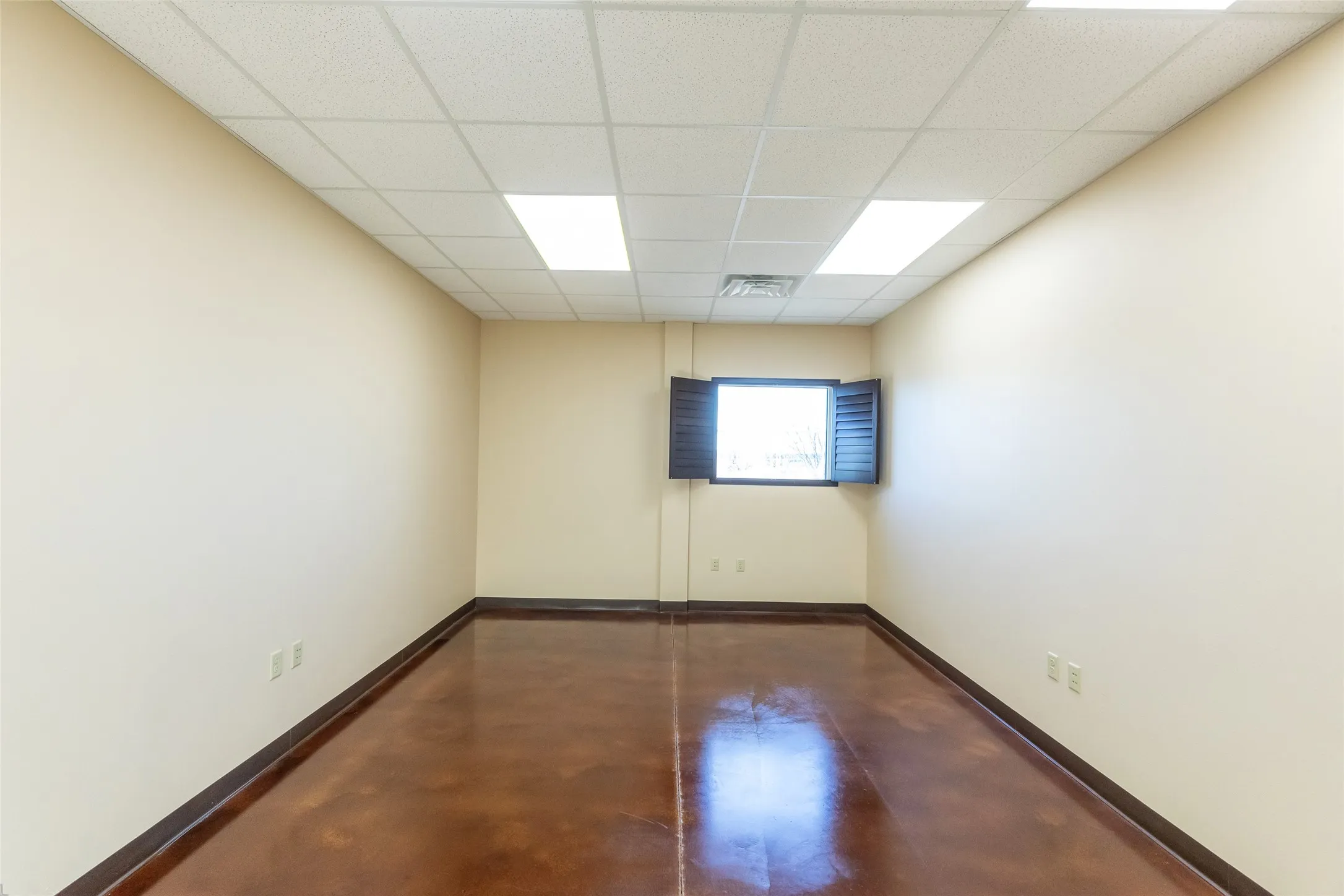 Industrial For Sale in Taylor County , 4517 Derrick Drive, Abilene, Texas 79601, 0, 0, Garage spaces, 0 Sqft, built in 2019, mls#21404904, Real Estate Agent in Abilene, Homes For Sale in Taylor county, Homes For Sale in Abilene, Realtor in Abilene Texas, Real Estate Brokerage Independent Realty Texas, Luminita Cordes Realtor