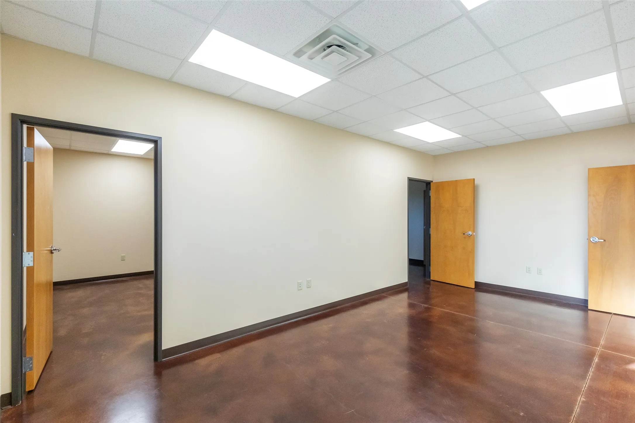 Industrial For Sale in Taylor County , 4517 Derrick Drive, Abilene, Texas 79601, 0, 0, Garage spaces, 0 Sqft, built in 2019, mls#21404904, Real Estate Agent in Abilene, Homes For Sale in Taylor county, Homes For Sale in Abilene, Realtor in Abilene Texas, Real Estate Brokerage Independent Realty Texas, Luminita Cordes Realtor