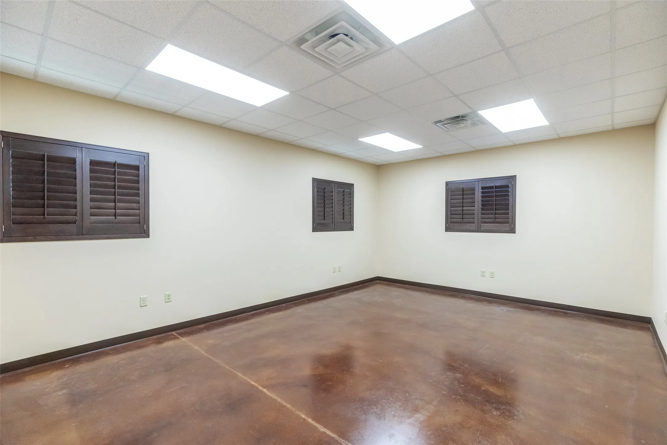 Industrial For Sale in Taylor County , 4517 Derrick Drive, Abilene, Texas 79601, 0, 0, Garage spaces, 0 Sqft, built in 2019, mls#21404904, Real Estate Agent in Abilene, Homes For Sale in Taylor county, Homes For Sale in Abilene, Realtor in Abilene Texas, Real Estate Brokerage Independent Realty Texas, Luminita Cordes Realtor