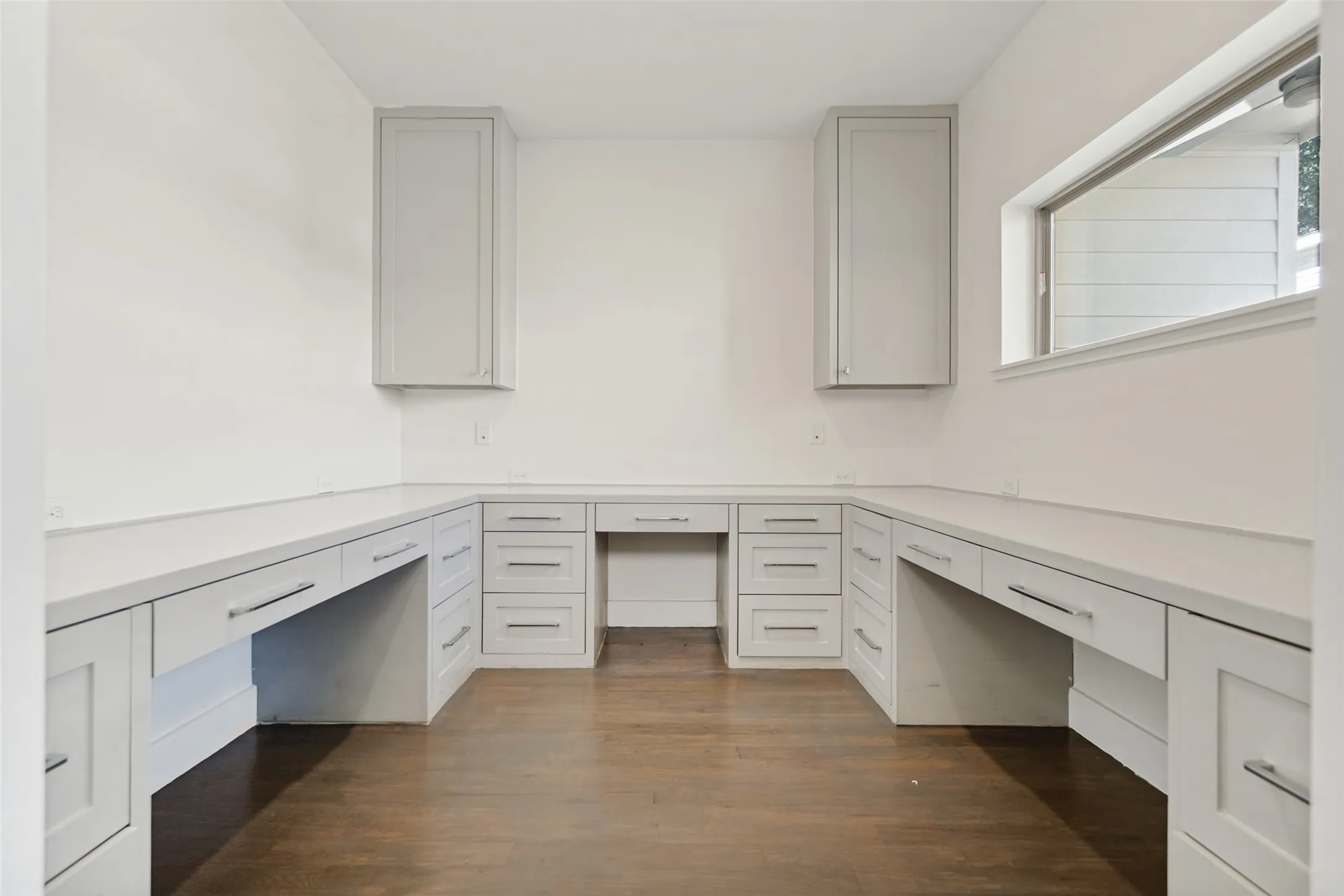 Duplex For Rent in Dallas County , 3430 Asbury Street, University Park, Texas 75205, 4 Bedroom, 5 Bathroom, Garage spaces, 2,547 Sqft, built in 2017, mls#21408325, Real Estate Agent in University Park, Homes For Rent in Dallas county, Homes For Rent in University Park, Realtor in University Park Texas, Real Estate Brokerage Independent Realty Texas, Luminita Cordes Realtor
