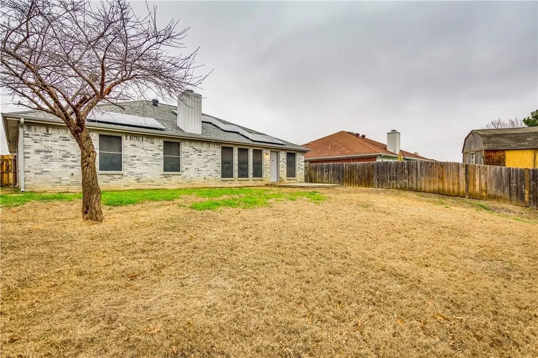 Single Family Residence For Rent in Tarrant County , 1712 Prescott Drive, Mansfield, Texas 76063, 3 Bedroom, 2 Bathroom, 2 Garage spaces, 1,710 Sqft, built in 1998, mls#21408437, Real Estate Agent in Mansfield, Homes For Rent in Tarrant county, Homes For Rent in Mansfield, Realtor in Mansfield Texas, Real Estate Brokerage Independent Realty Texas, Luminita Cordes Realtor