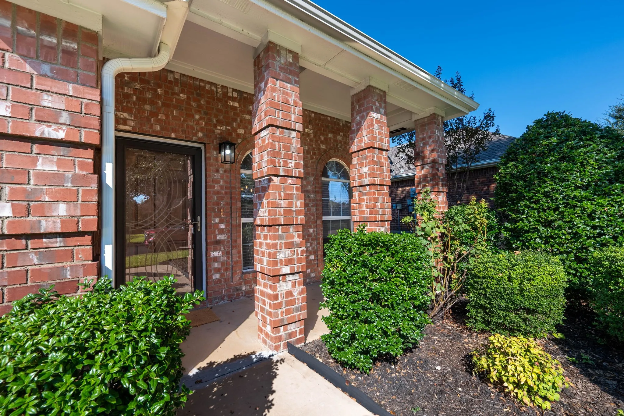 Single Family Residence For Sale in Rockwall County , 520 Covey Trail, Rockwall, Texas 75087, 3 Bedroom, 3 Bathroom, 2 Garage spaces, 2,310 Sqft, built in 2005, mls#21408250, Real Estate Agent in Rockwall, Homes For Sale in Rockwall county, Homes For Sale in Rockwall, Realtor in Rockwall Texas, Real Estate Brokerage Independent Realty Texas, Luminita Cordes Realtor