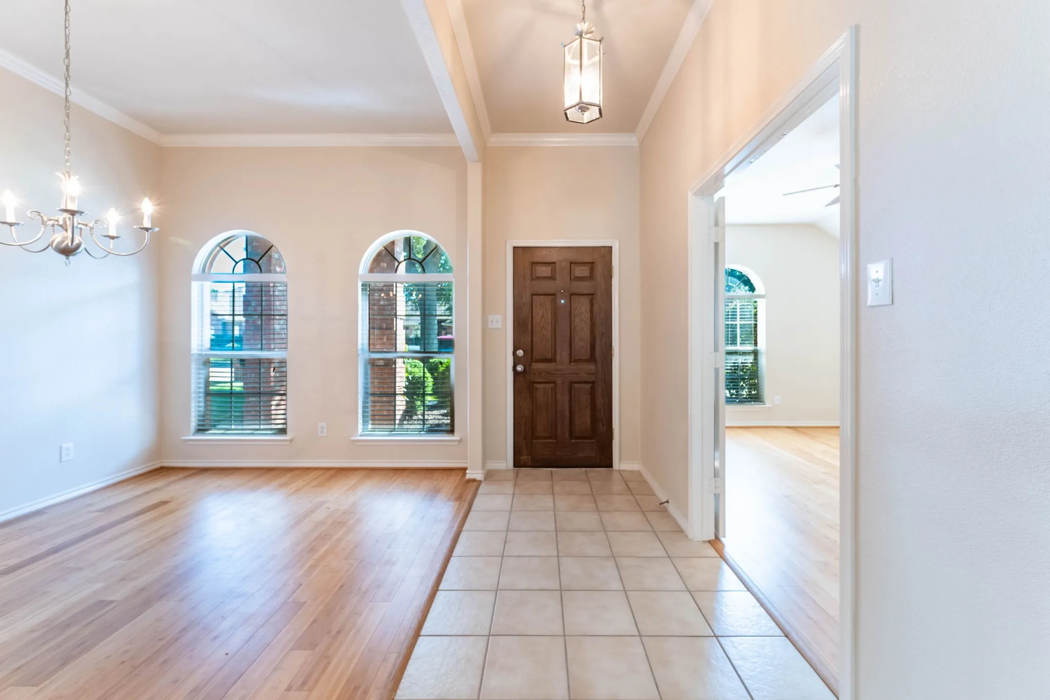 Single Family Residence For Sale in Rockwall County , 520 Covey Trail, Rockwall, Texas 75087, 3 Bedroom, 3 Bathroom, 2 Garage spaces, 2,310 Sqft, built in 2005, mls#21408250, Real Estate Agent in Rockwall, Homes For Sale in Rockwall county, Homes For Sale in Rockwall, Realtor in Rockwall Texas, Real Estate Brokerage Independent Realty Texas, Luminita Cordes Realtor